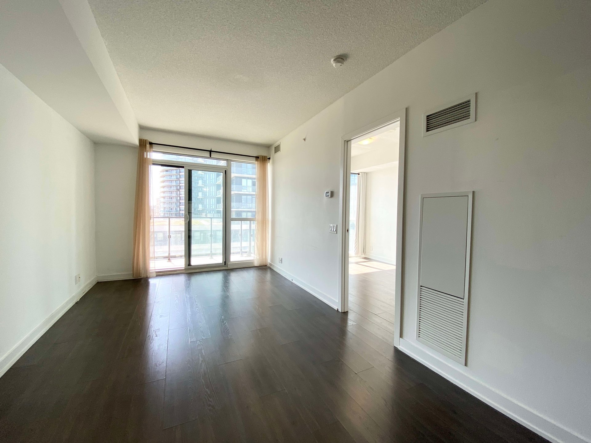 2200 Lake Shore Blvd W Unit: 903