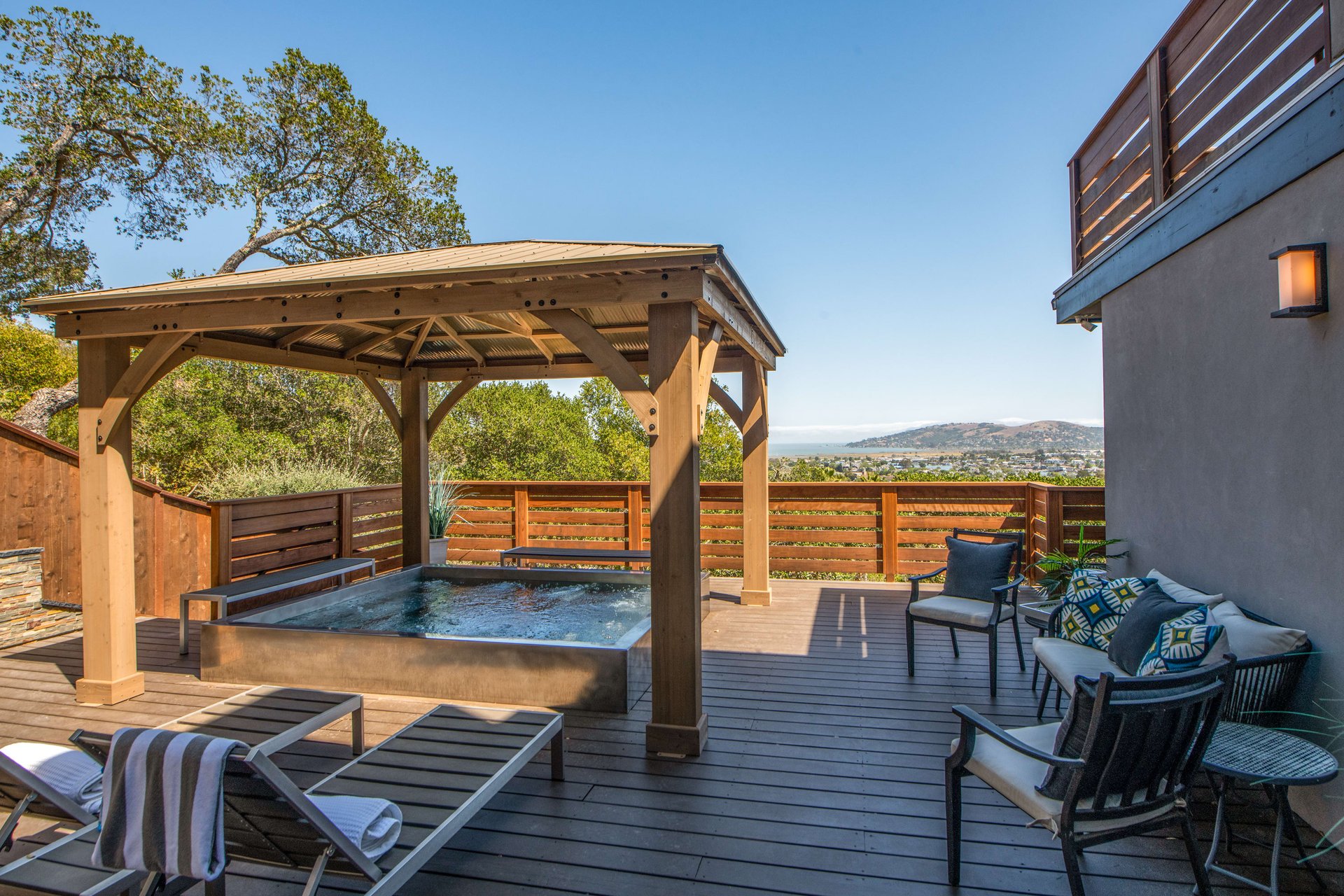 110 Tioga Ln