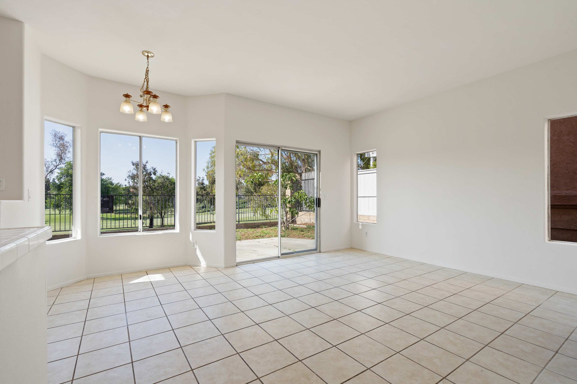 1472 Golfcrest Pl