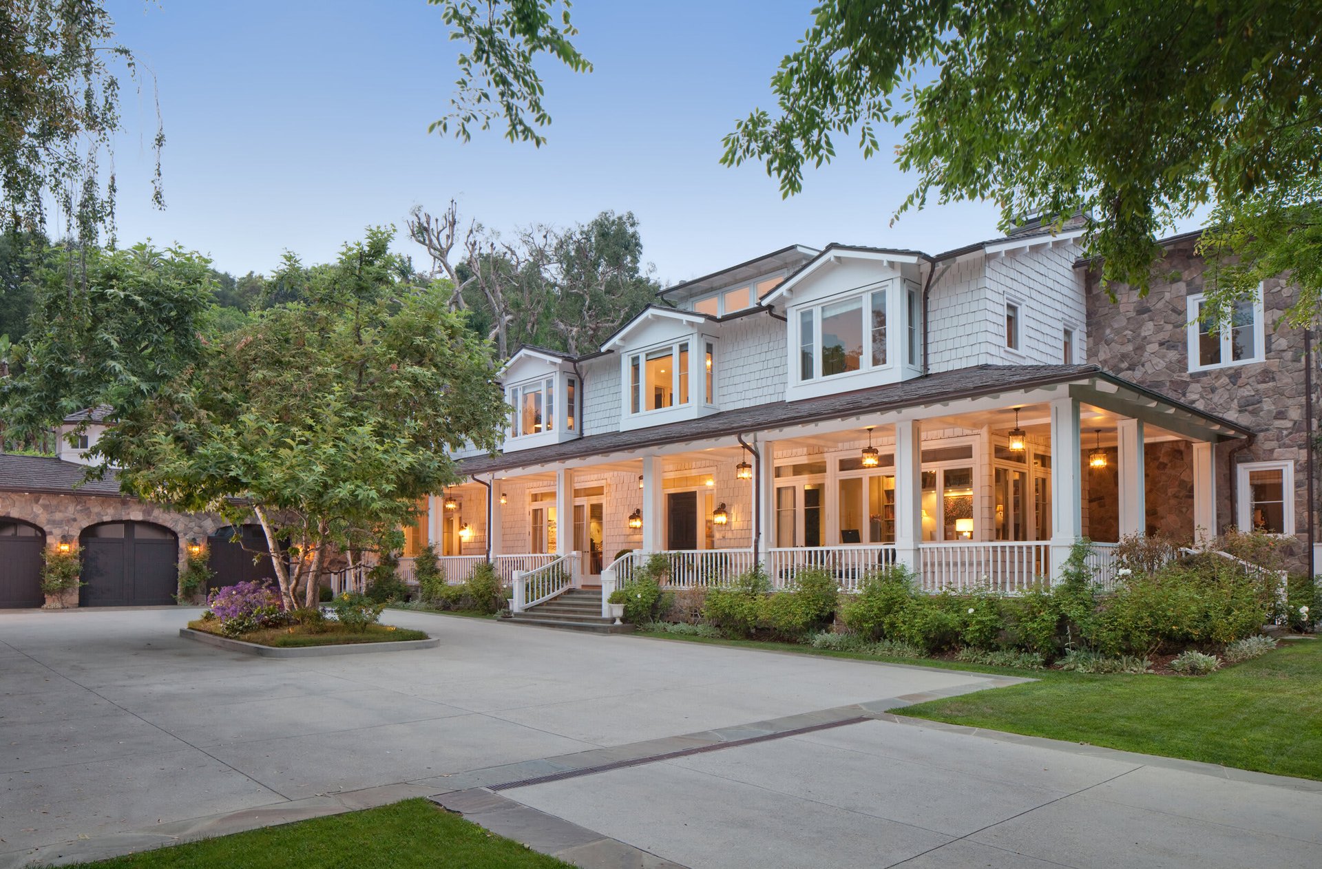 1727 Mandeville Canyon Rd, Brentwood