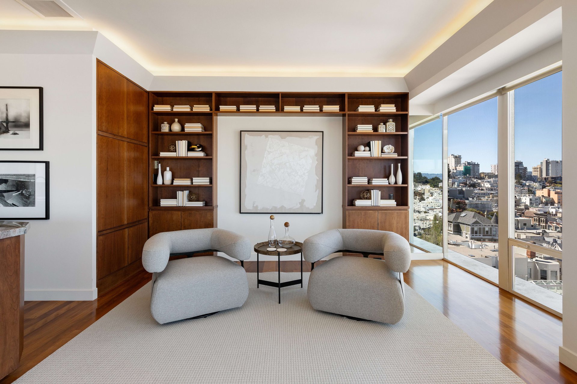 Showcase North Bay View Apartment