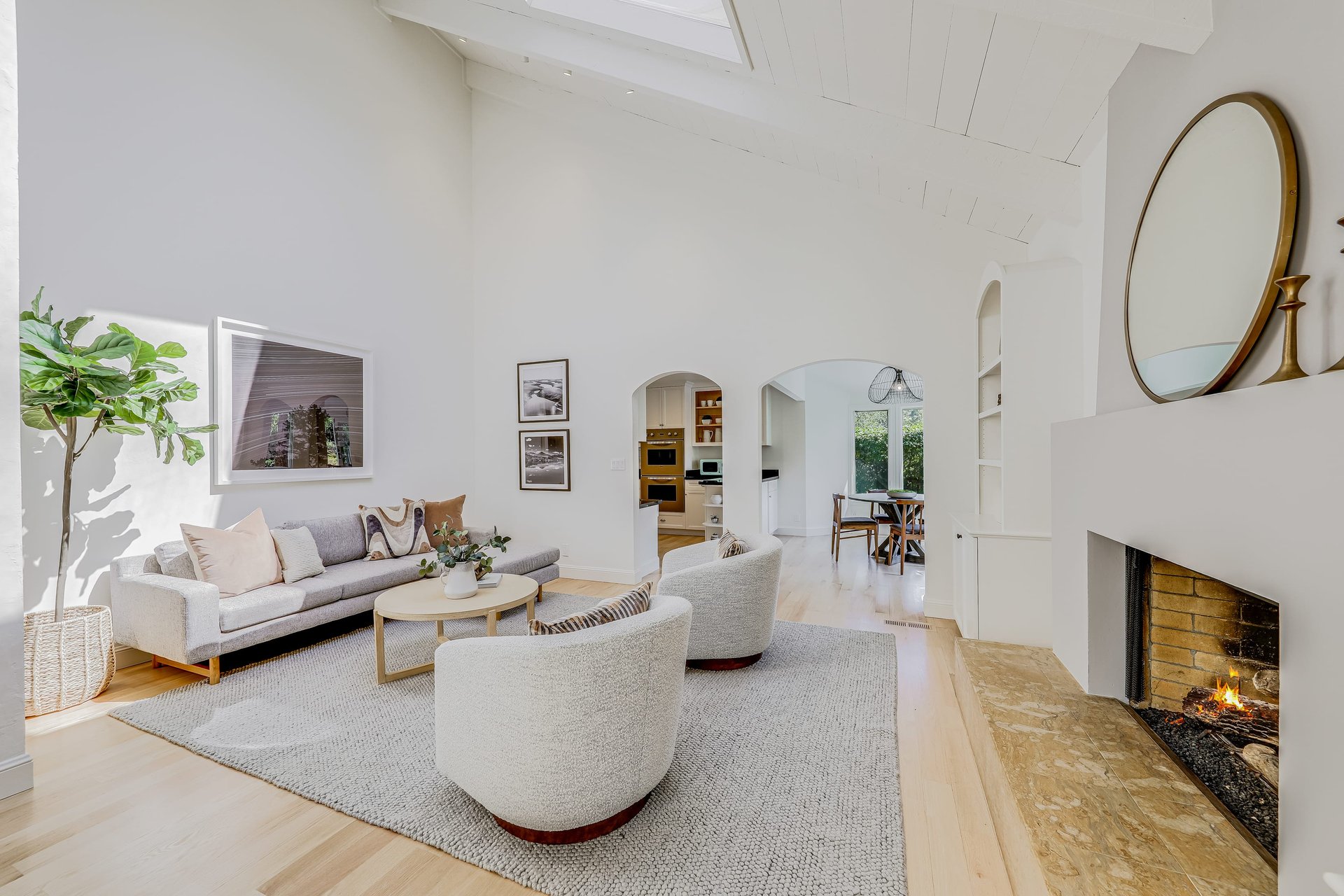Renovated Contemporary Retreat