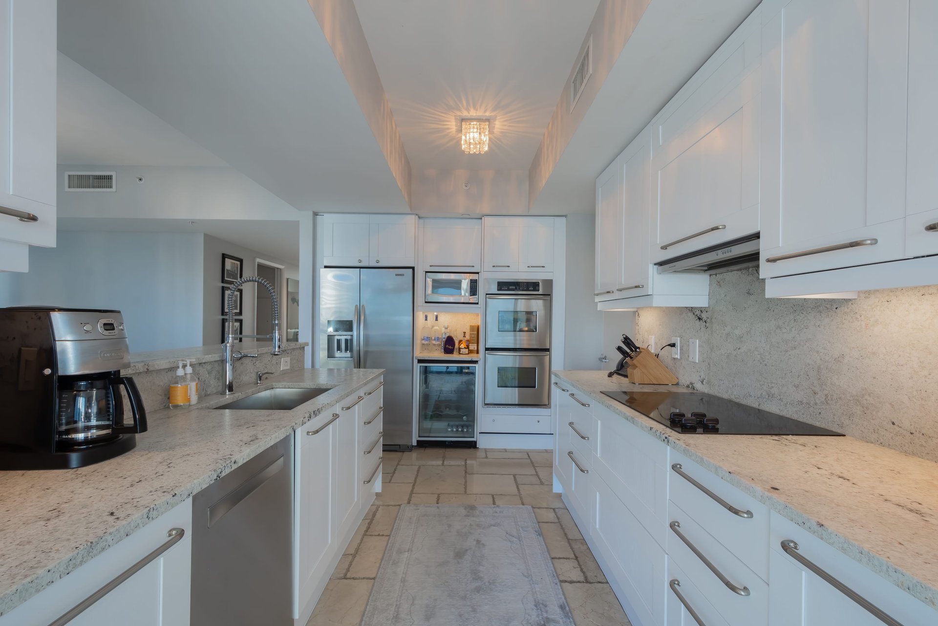 LAS OLAS RIVER HOUSE 2203