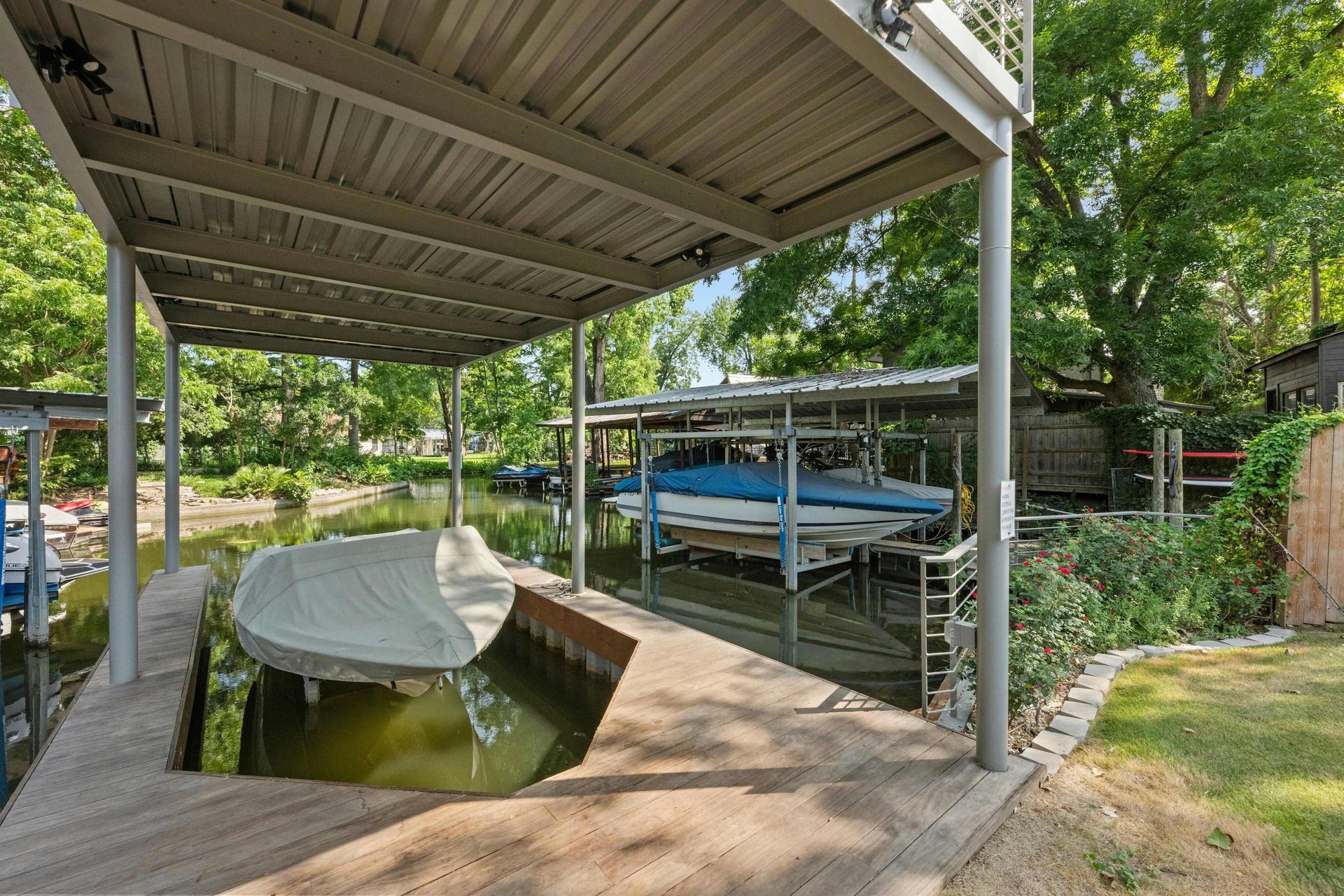 4100 Sandy Acre Lane