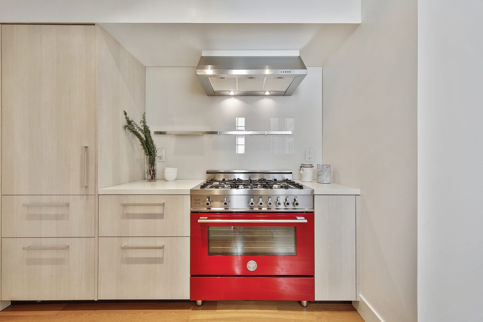 2945 Pacific Ave #9
