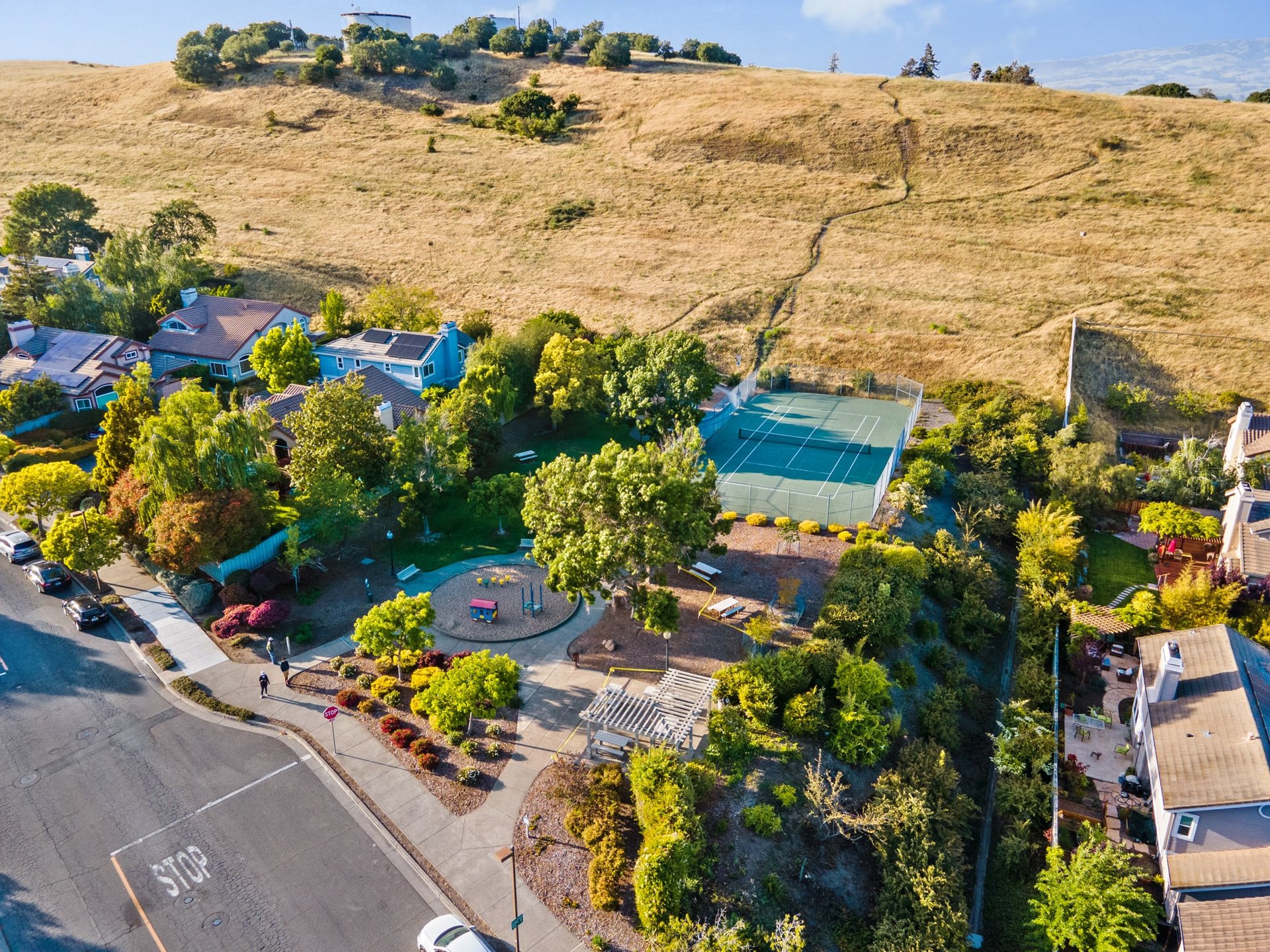 182 Windsor Dr