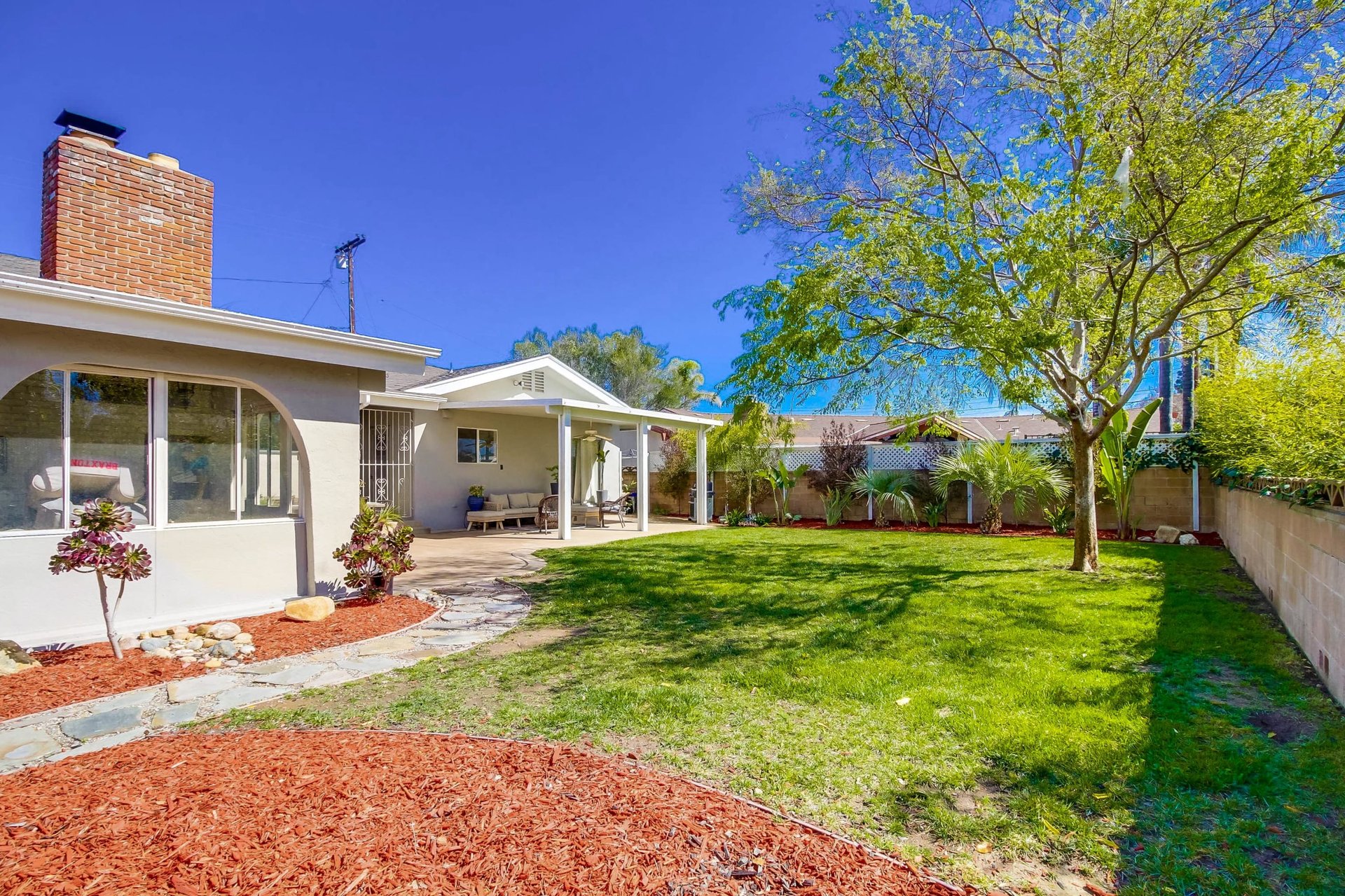 1953 Flying Hills Lane