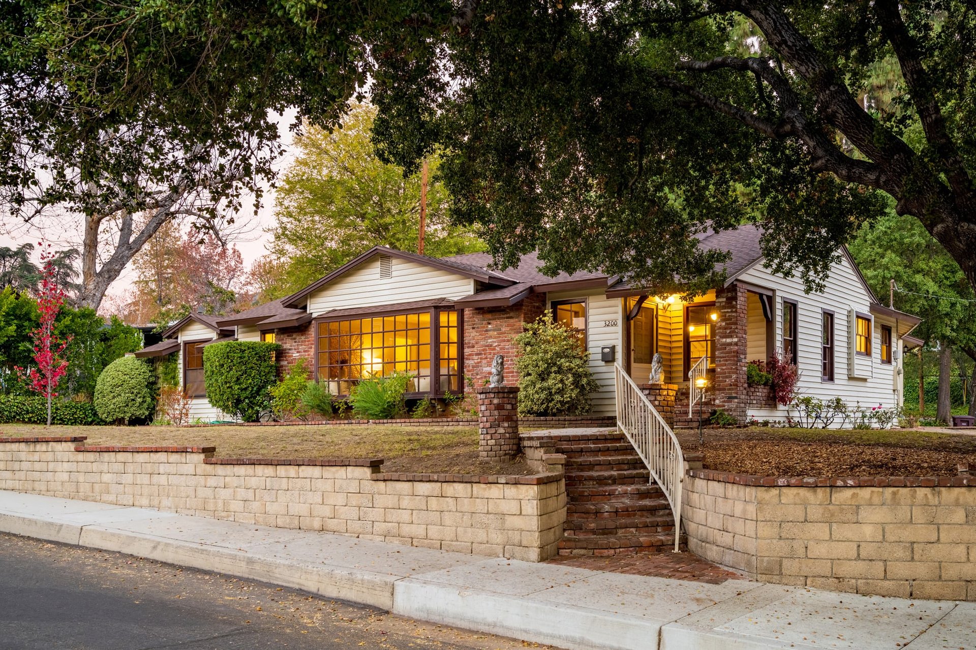 3200 Sparr Blvd.