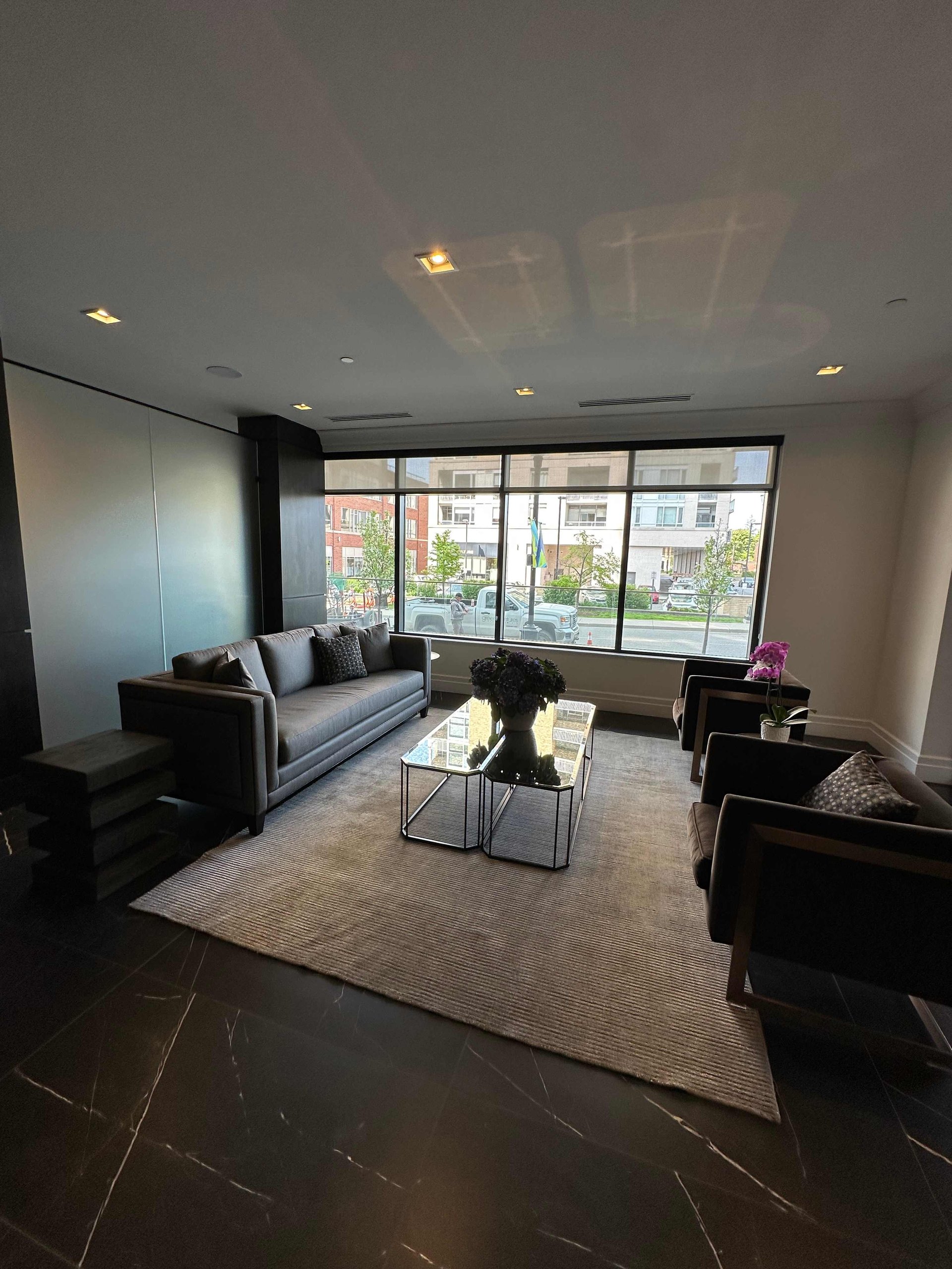 155 Caroline St S, Unit 1405