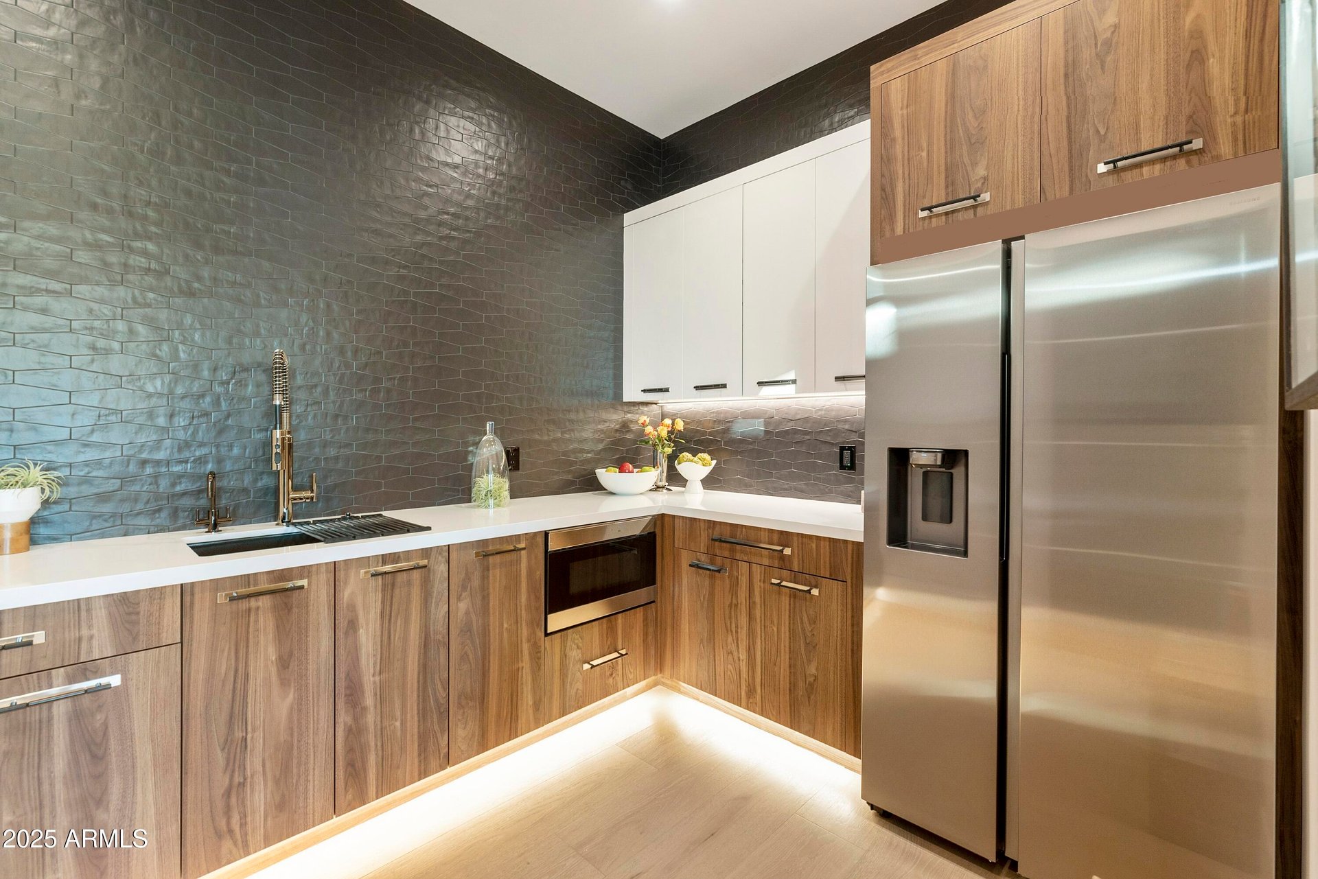 4117 E Keim Dr