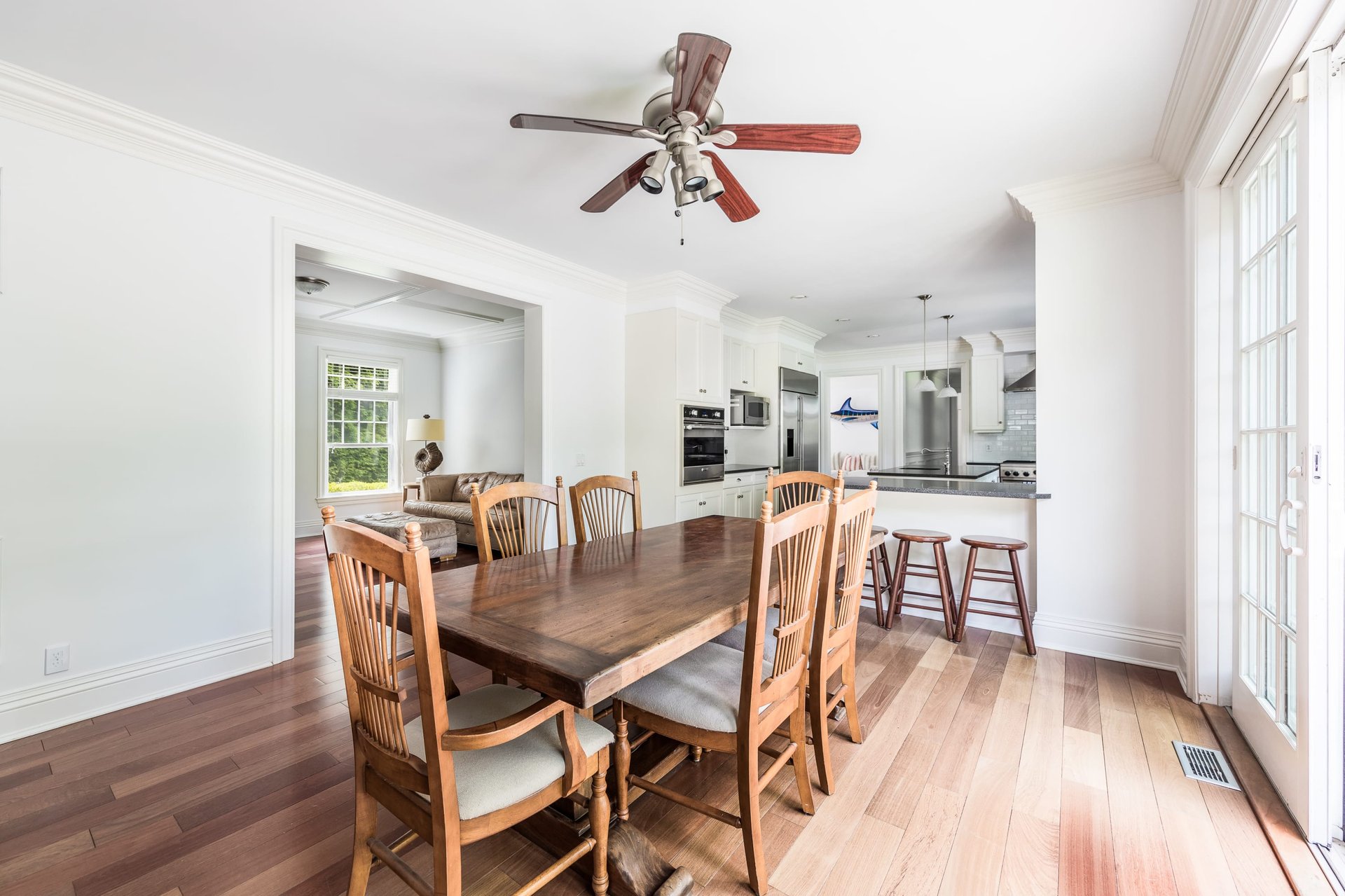 160 Ferry Rd