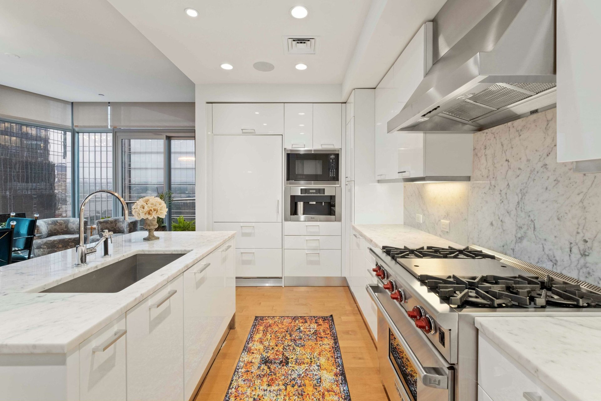 200 Congress Ave #12E