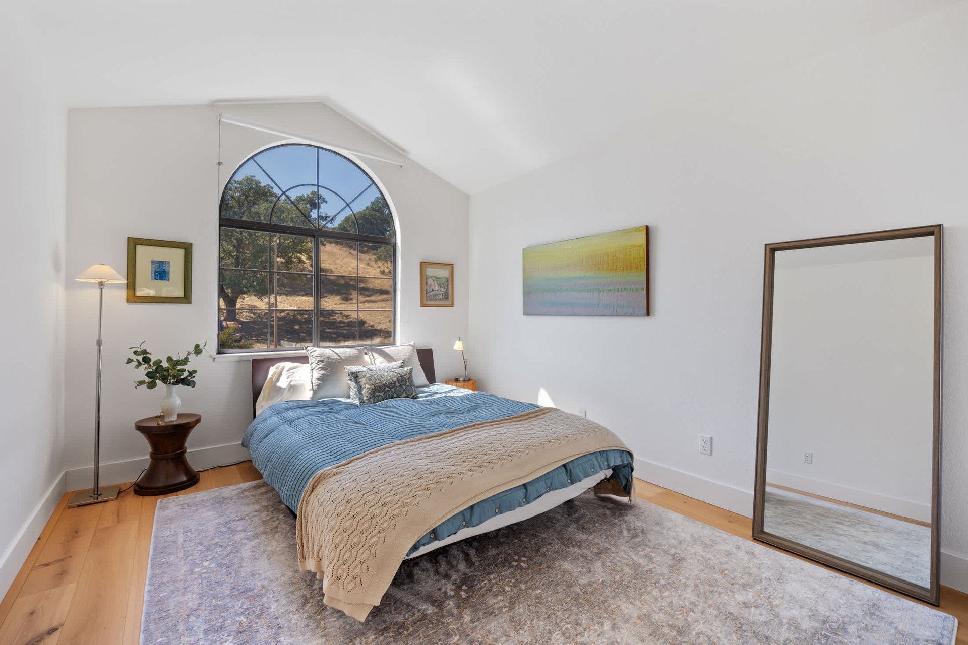 Stylish & Updated in Partridge Knolls