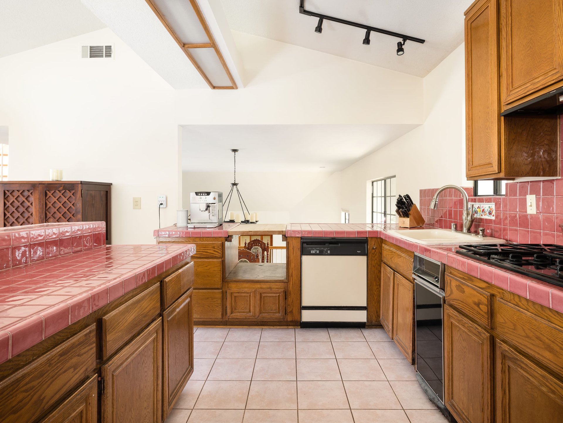 115 S Juanita Avenue A