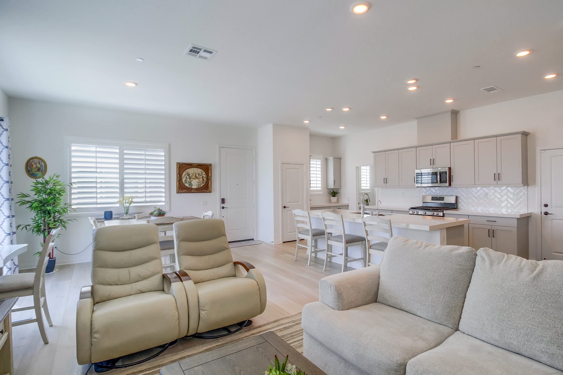 2058 Bluestone Circle
