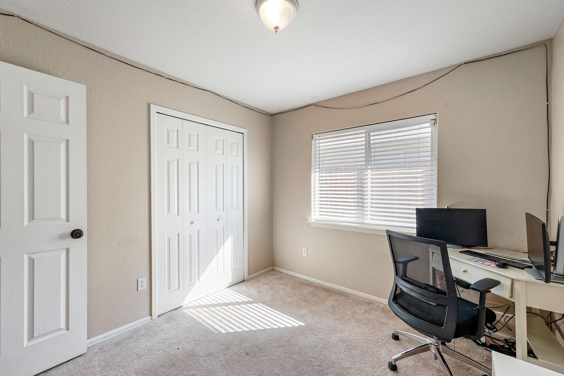 5040 Sage ST, Pueblo, CO 81005