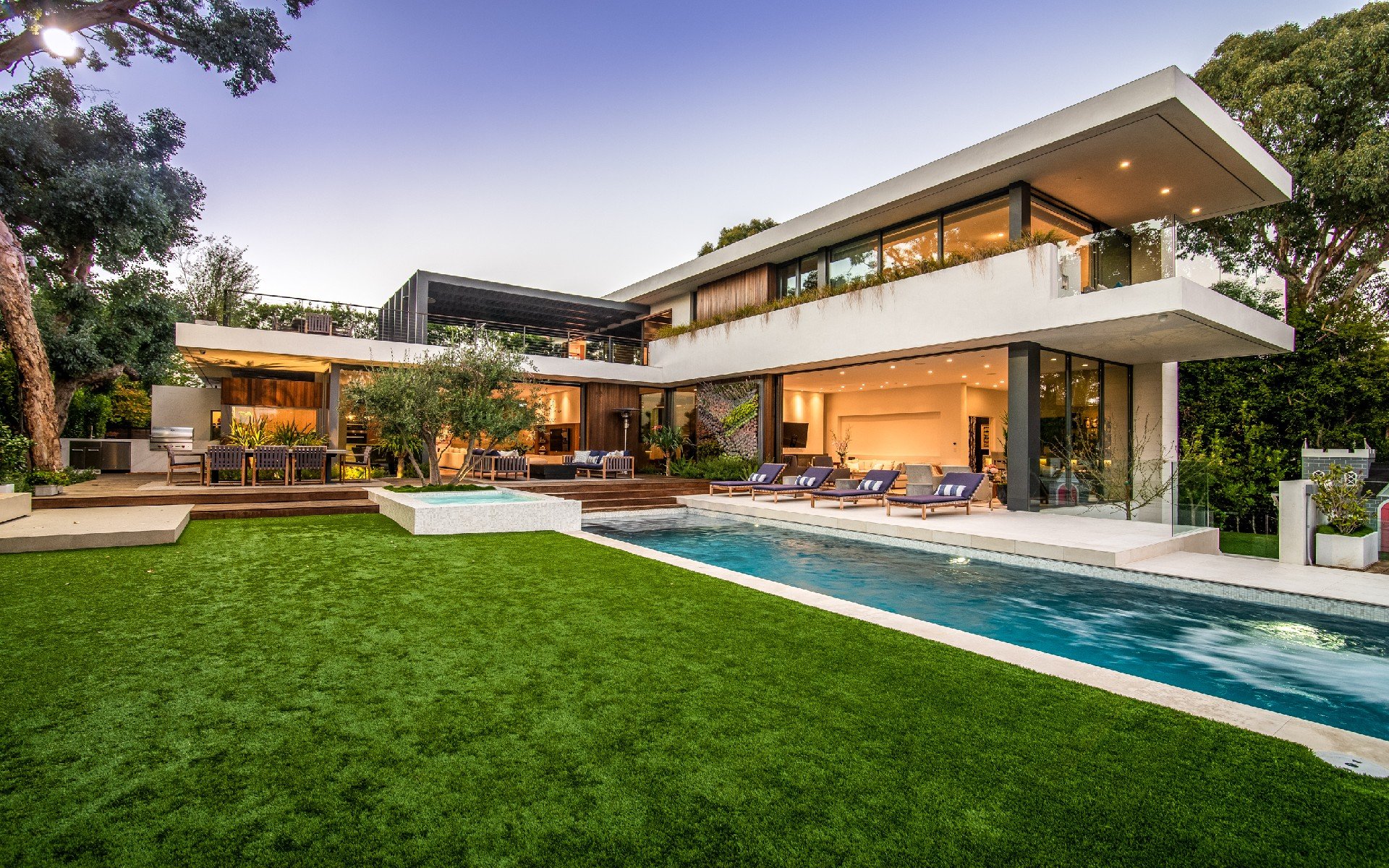 748 Amalfi Drive, Pacific Palisades