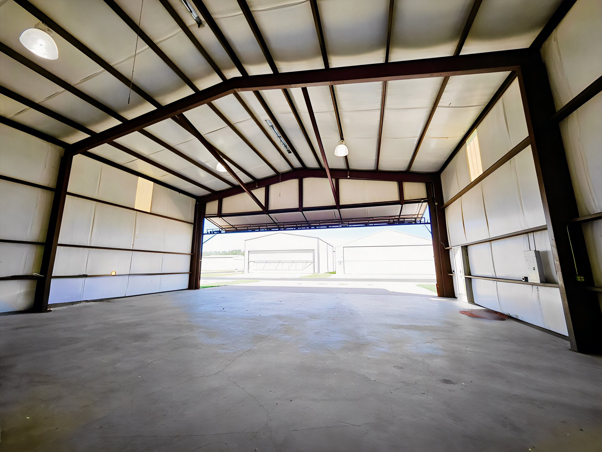 Spicewood Hanger