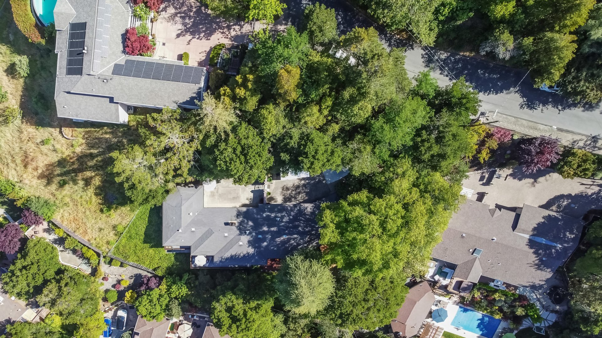 33 Crest Rd