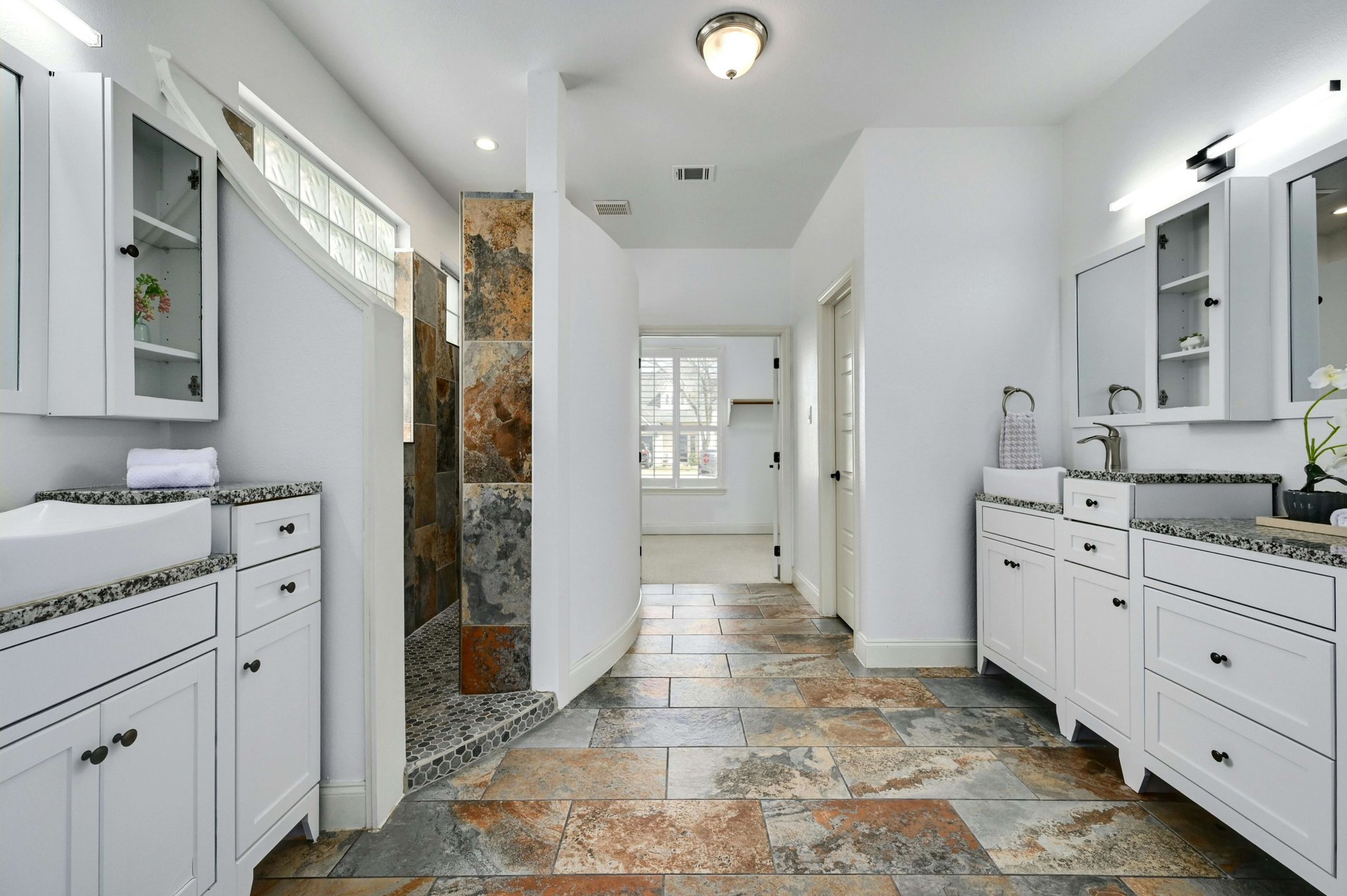 12305 Carlsbad Drive