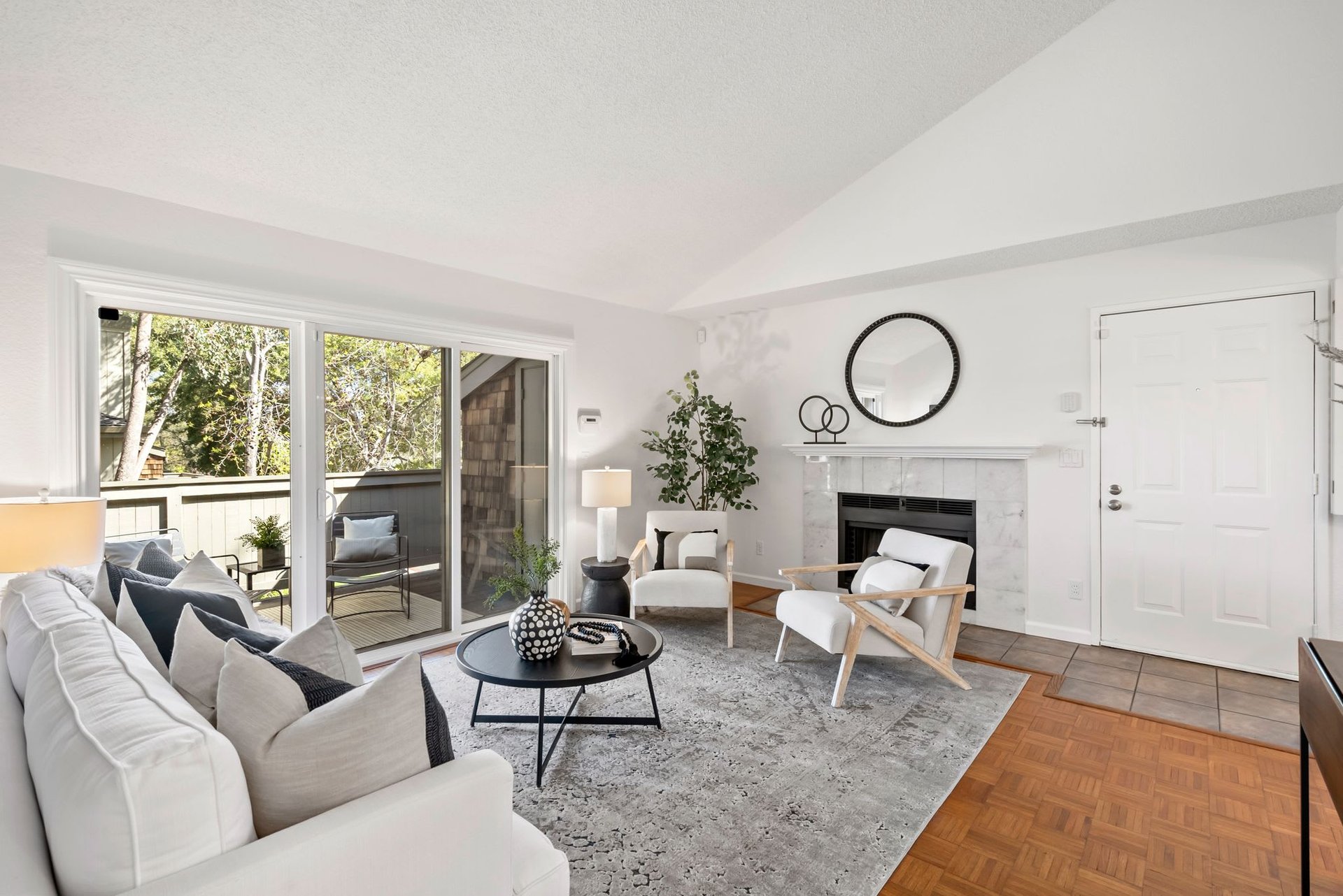 3308 La Terrace Circle