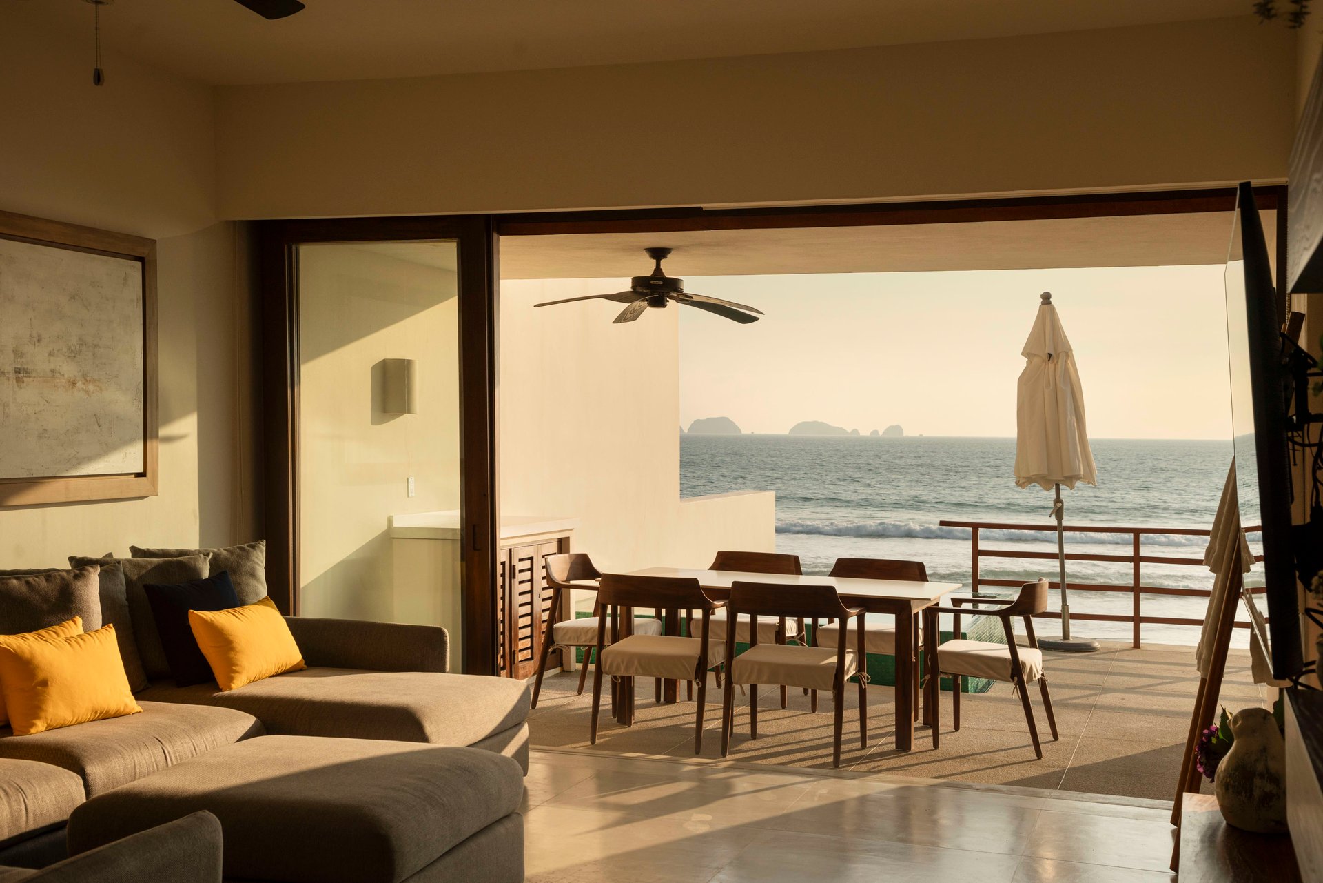 Marea Beachfront Villas E24 