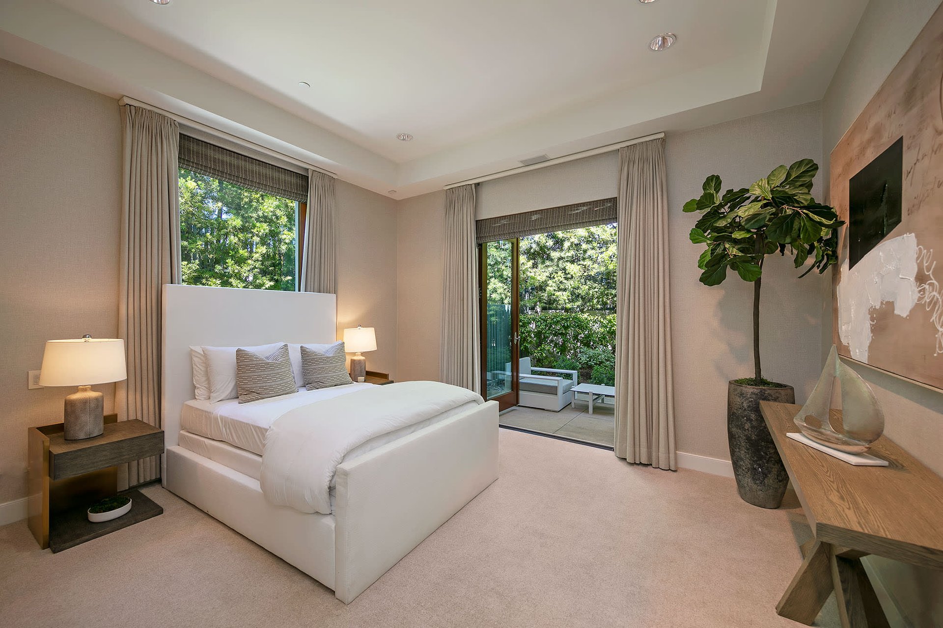 1118 Calle Vista Dr, Beverly Hills