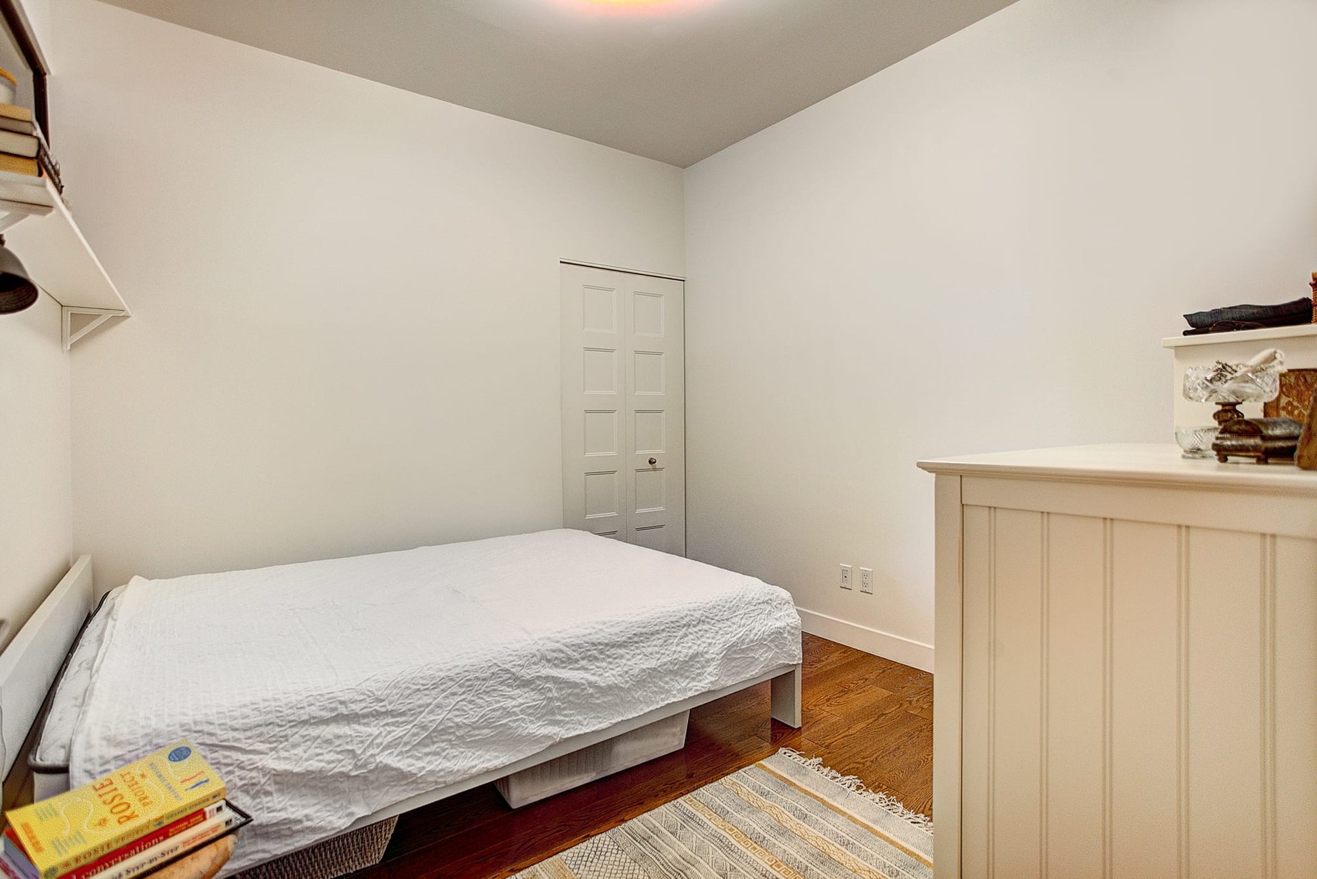 5865 Av. de Monkland, Apt. 302