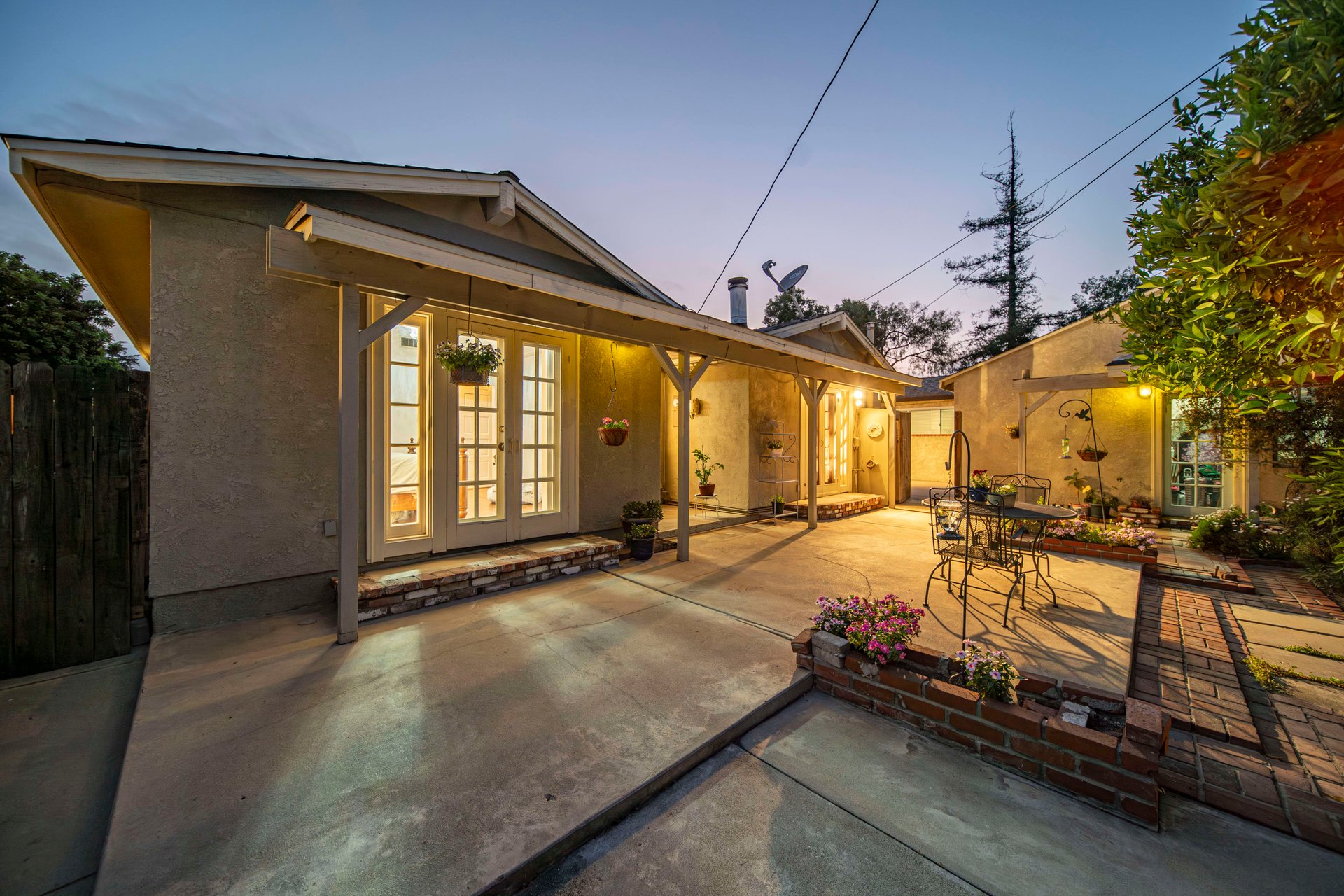 6442 Loma