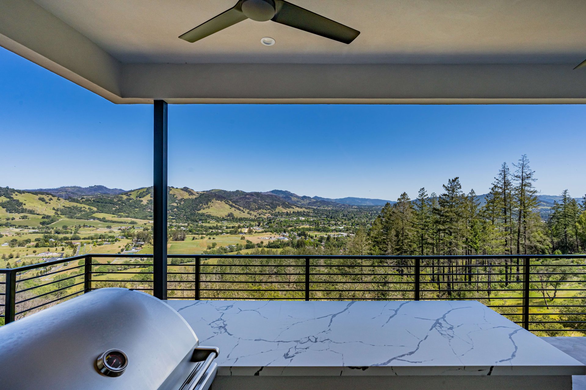 3915 Rincon Ridge Dr
