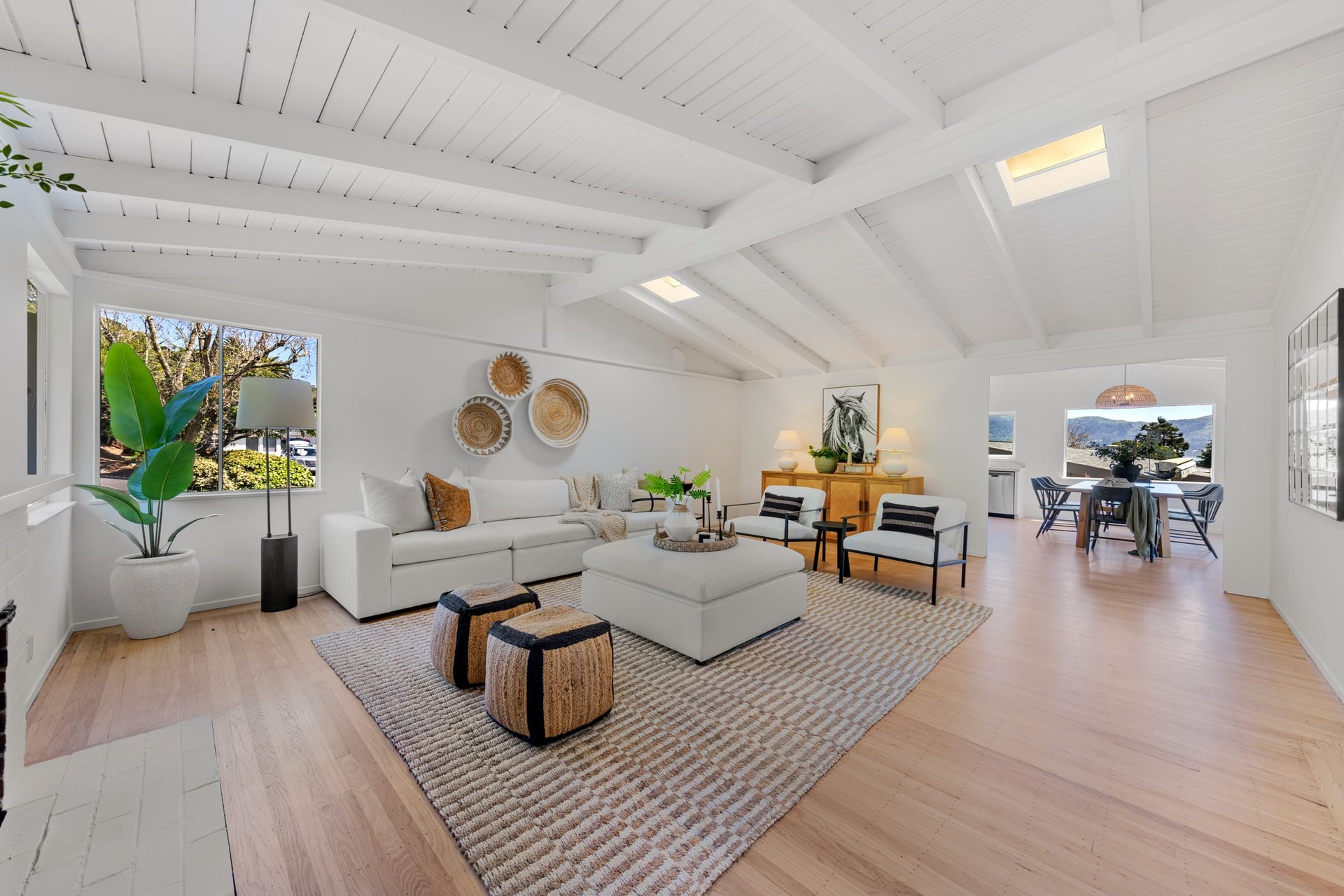 Inviting One Story Home on a Cul-De-Sac