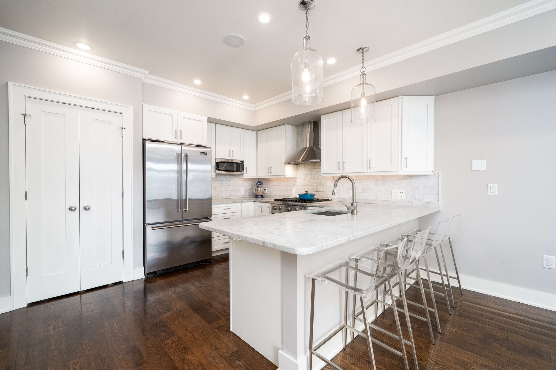 226 Park Ave APT 4