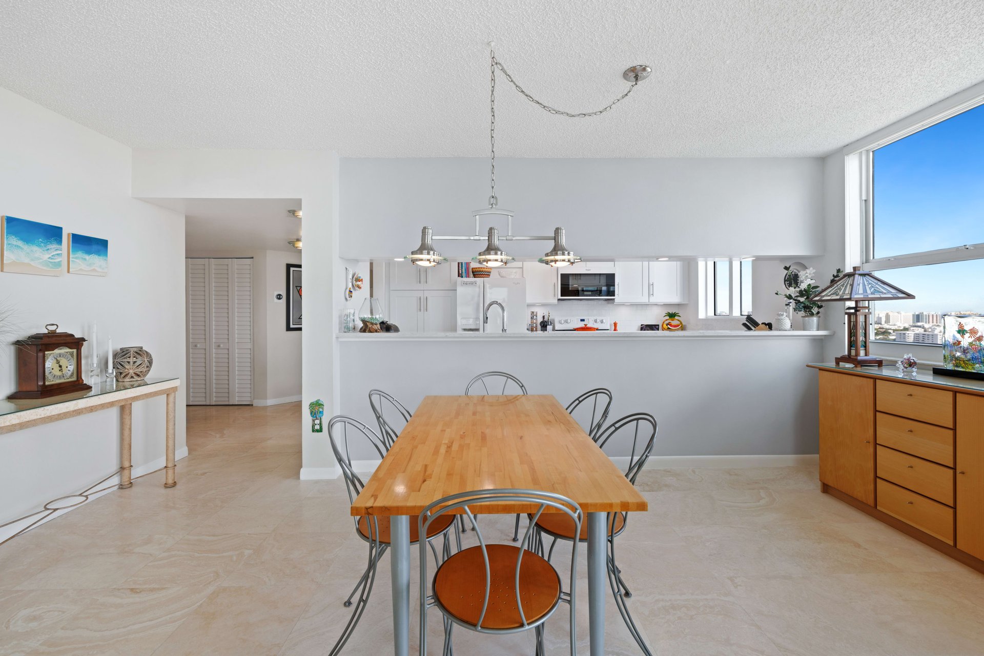 650 West Ave Unit: 2102