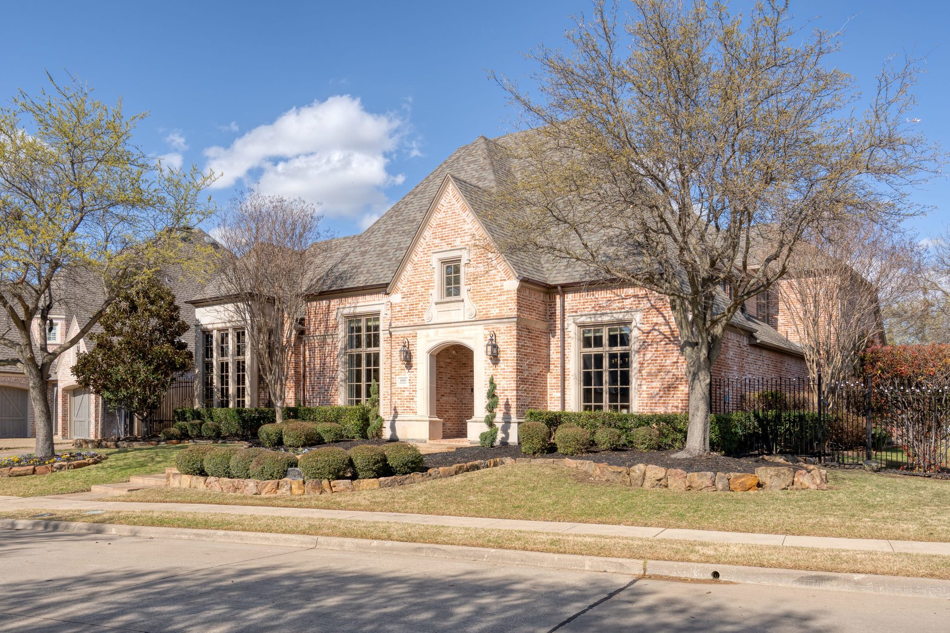 6006 Connely Drive