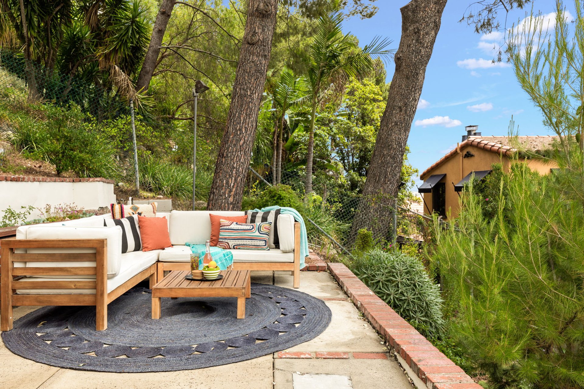 Wonderful and Warm Traditional Home with Views in The Los Feliz Hills