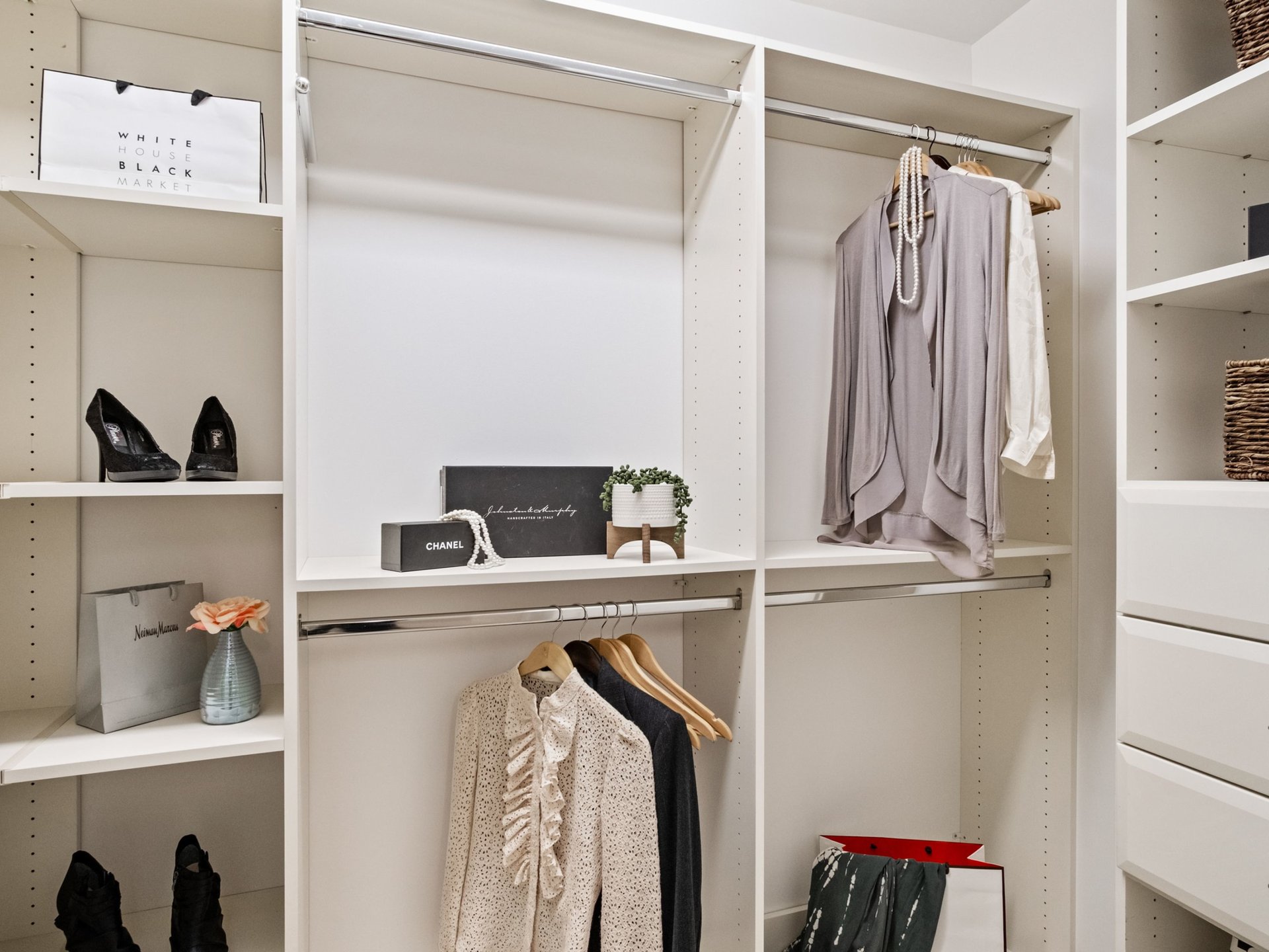 8025 Maryland Avenue , Unit 13E