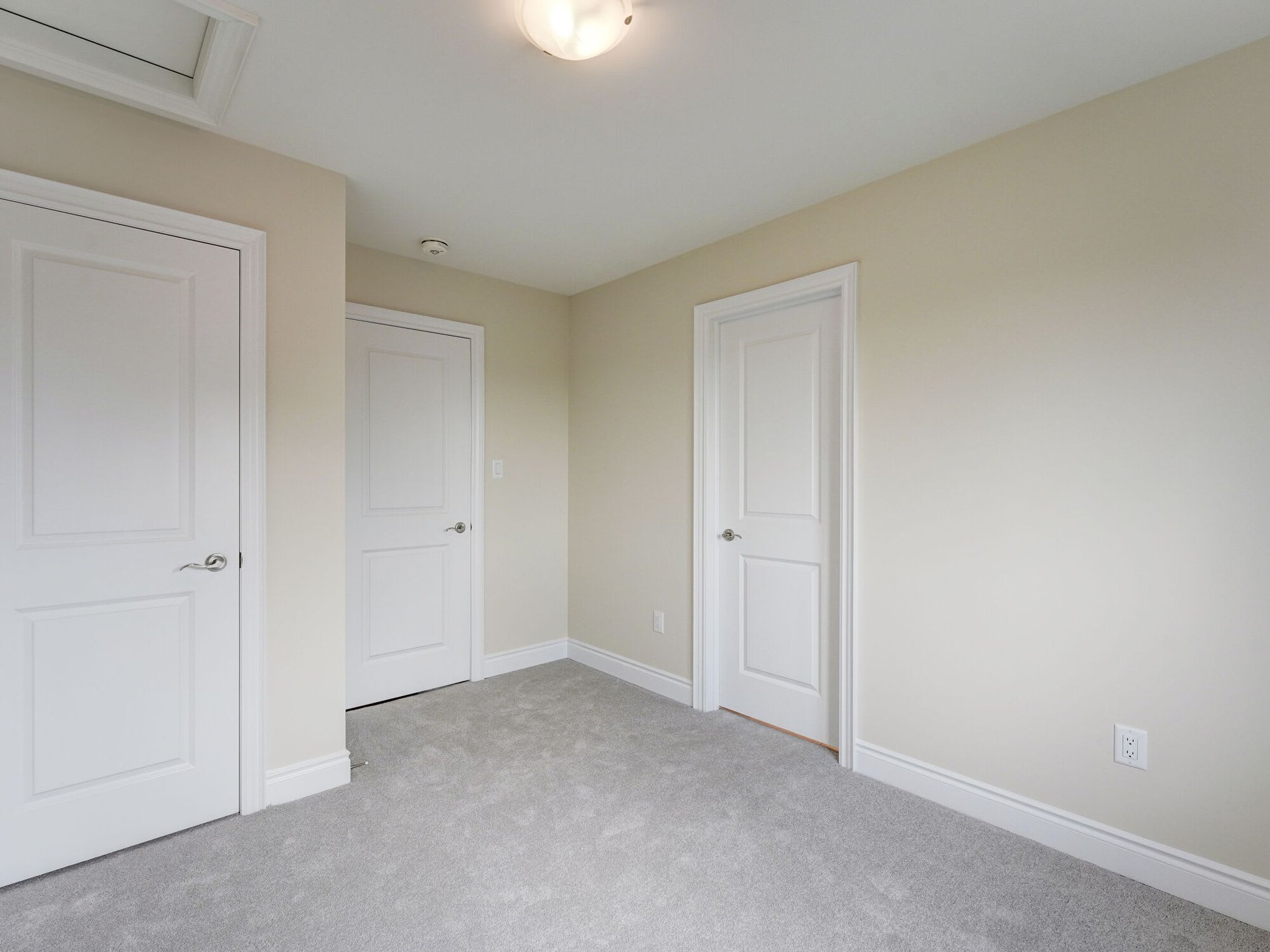 262 West Park Ave