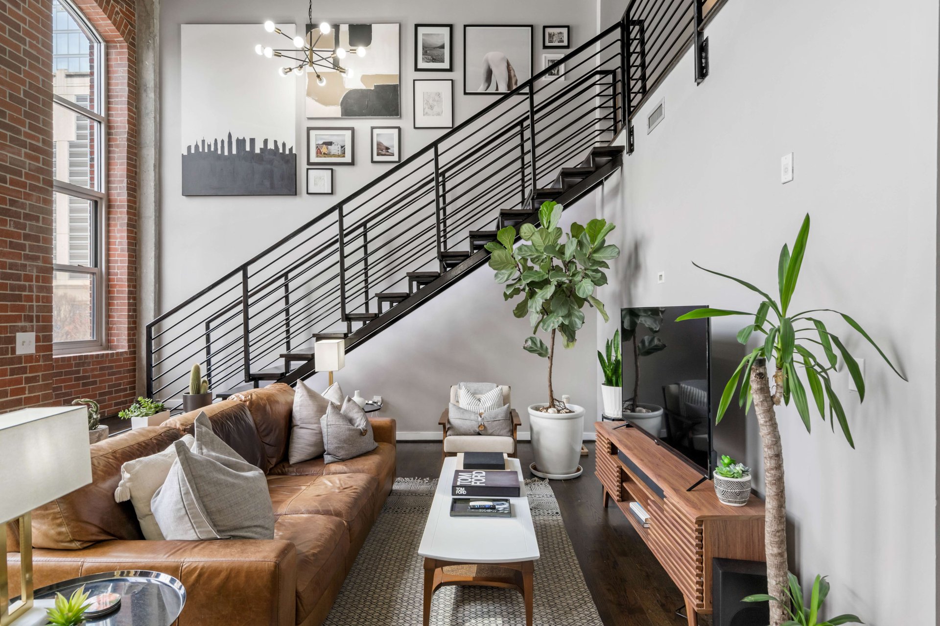 1023 Juniper Street NE Unit 302