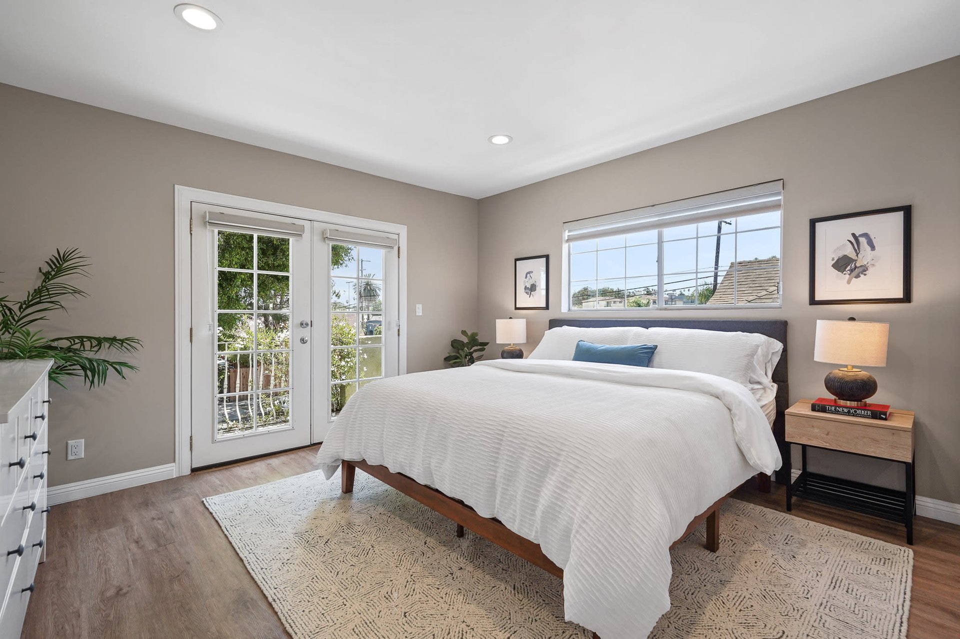 Rare Newer Renovated Duplex (2 on a Lot) in Mid-City