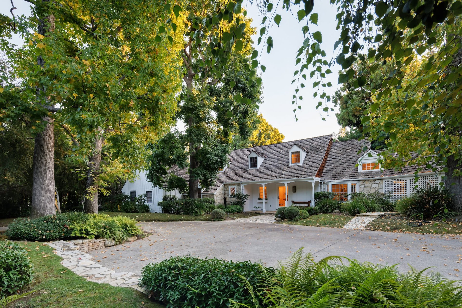 814 Cinthia St, beverly hills