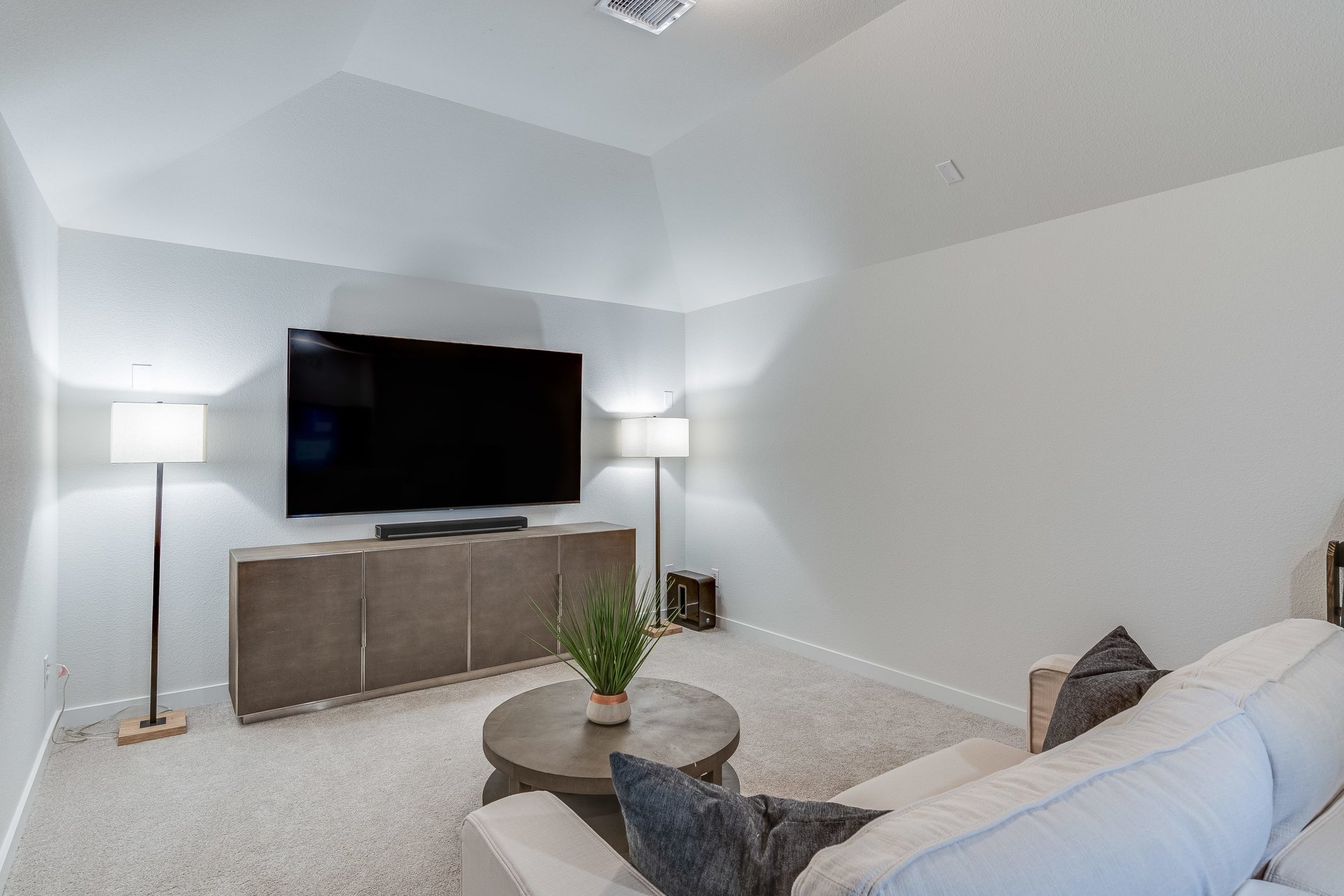 3607 Doramus Drive