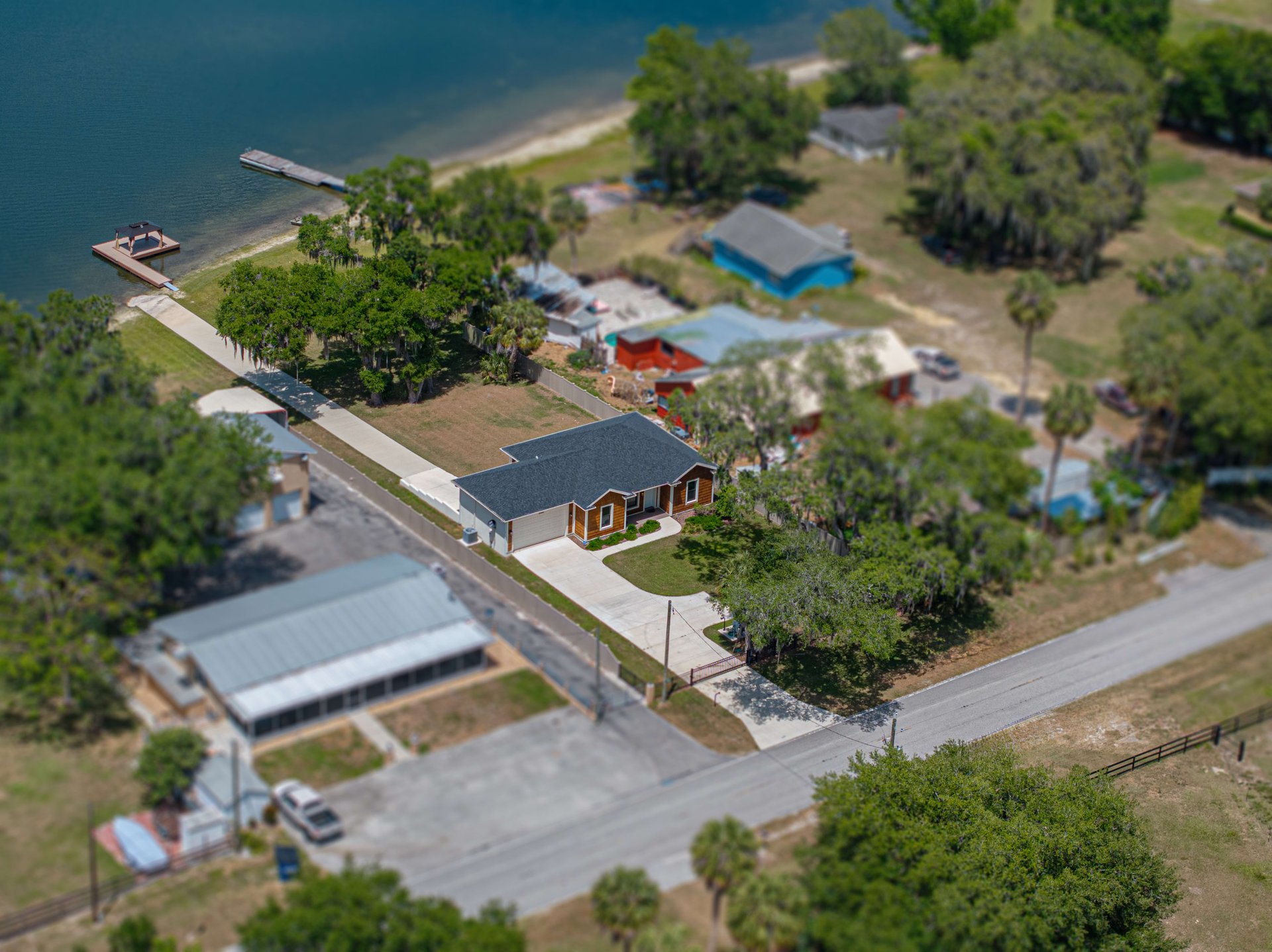 15840 LAKE IOLA RD