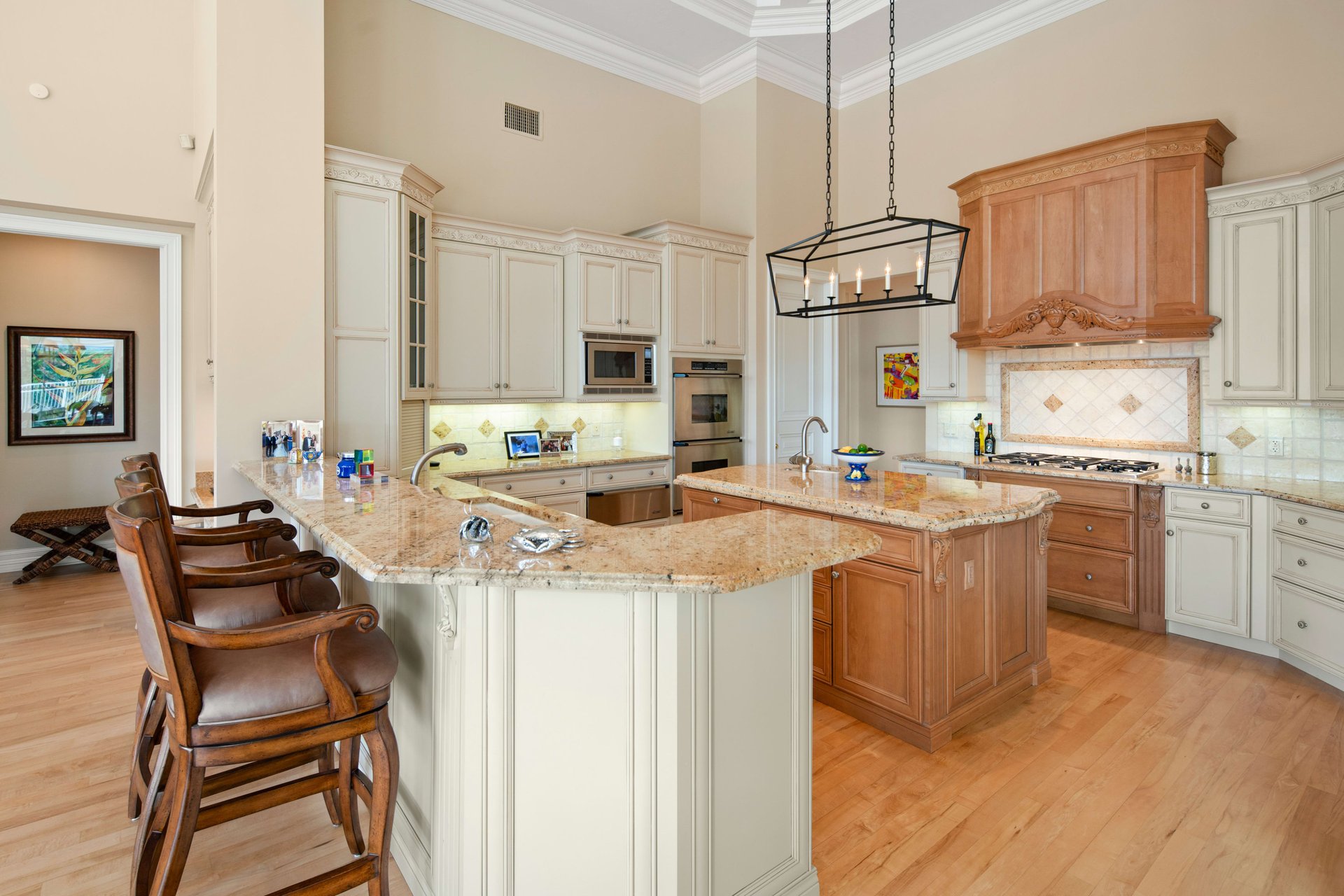 693 Jamestown Lane