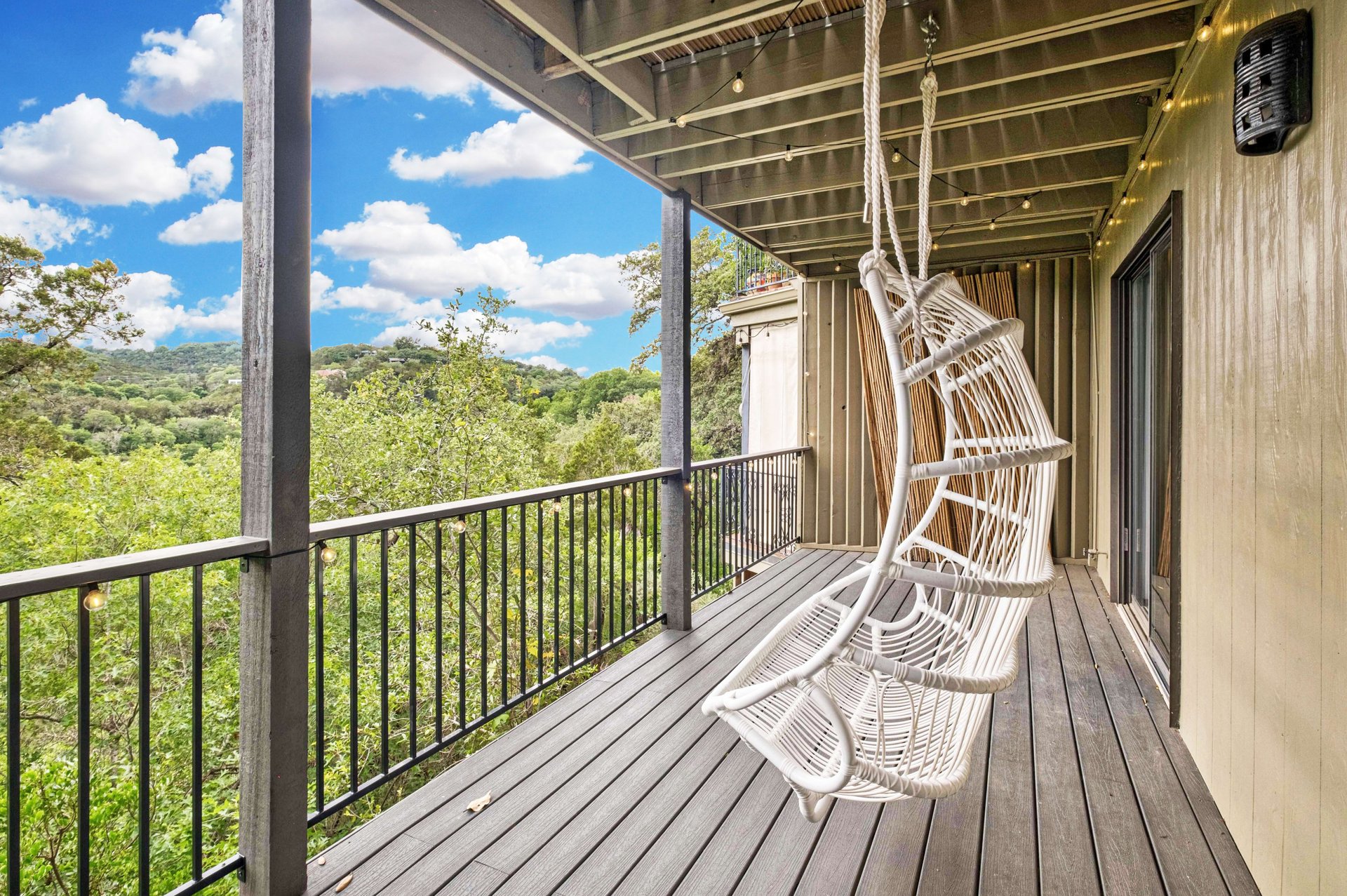 1821 Westlake Drive #105