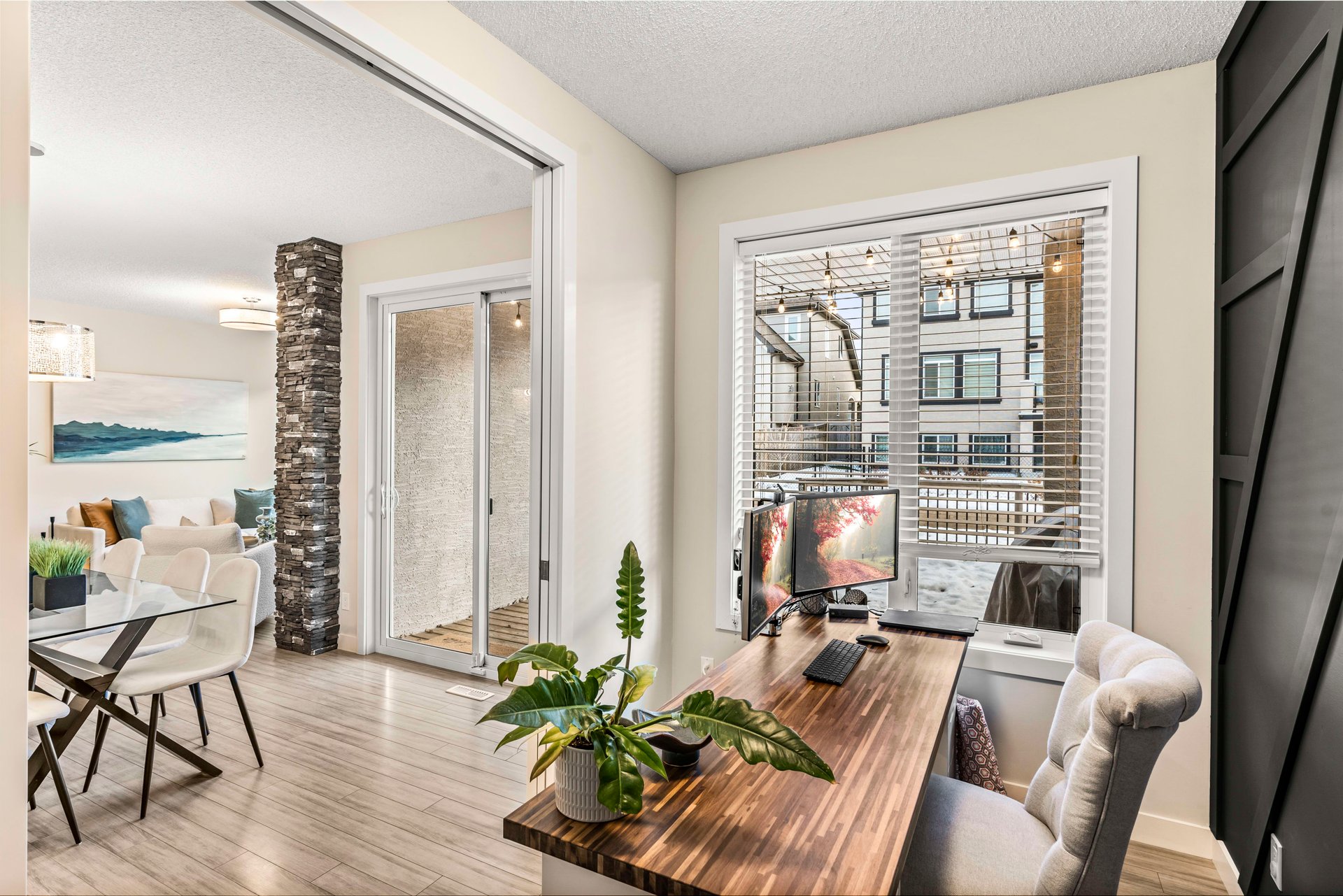 208 Mahogany Bay SE