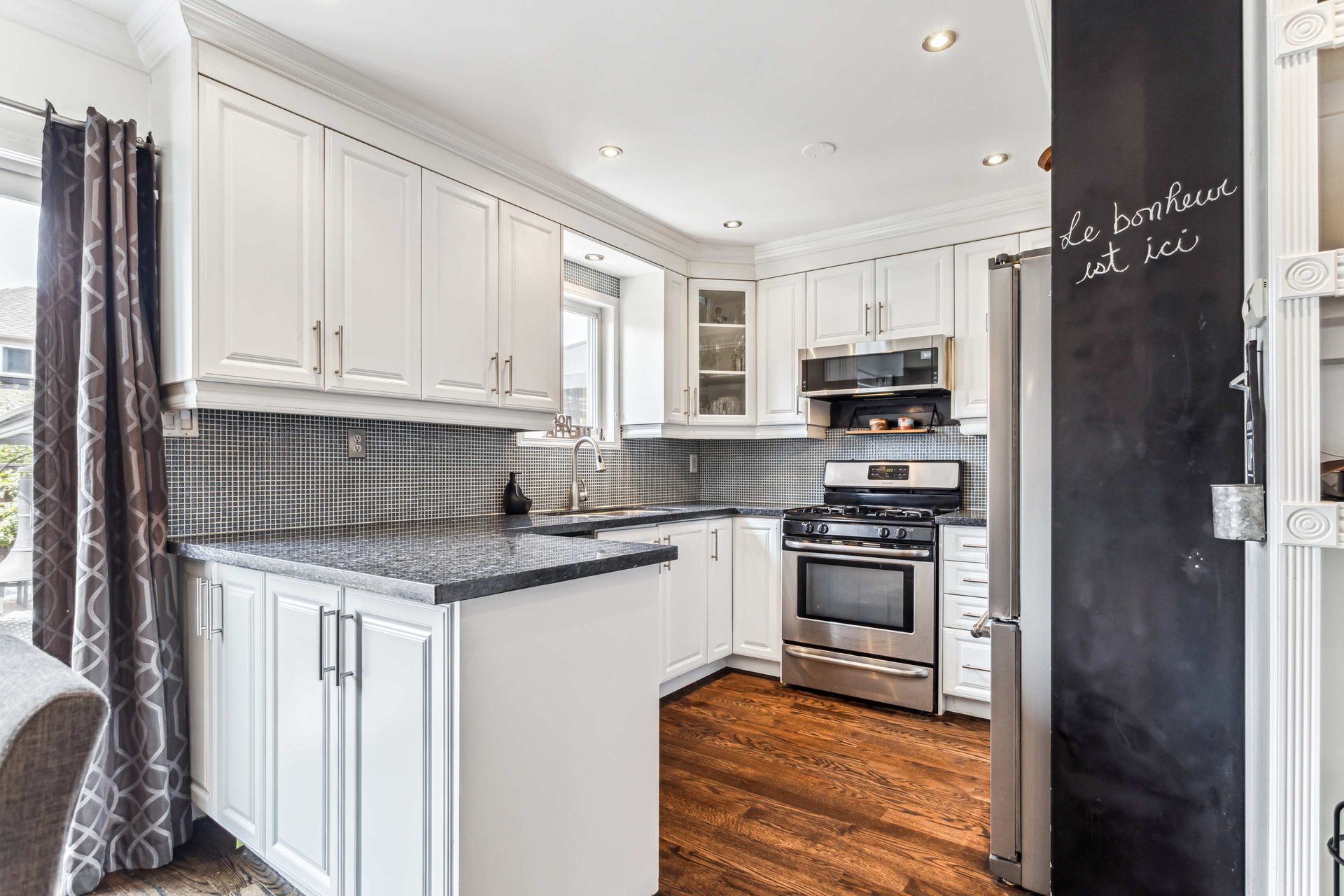 Gorgeous 3 Bedroom Semi- Detached