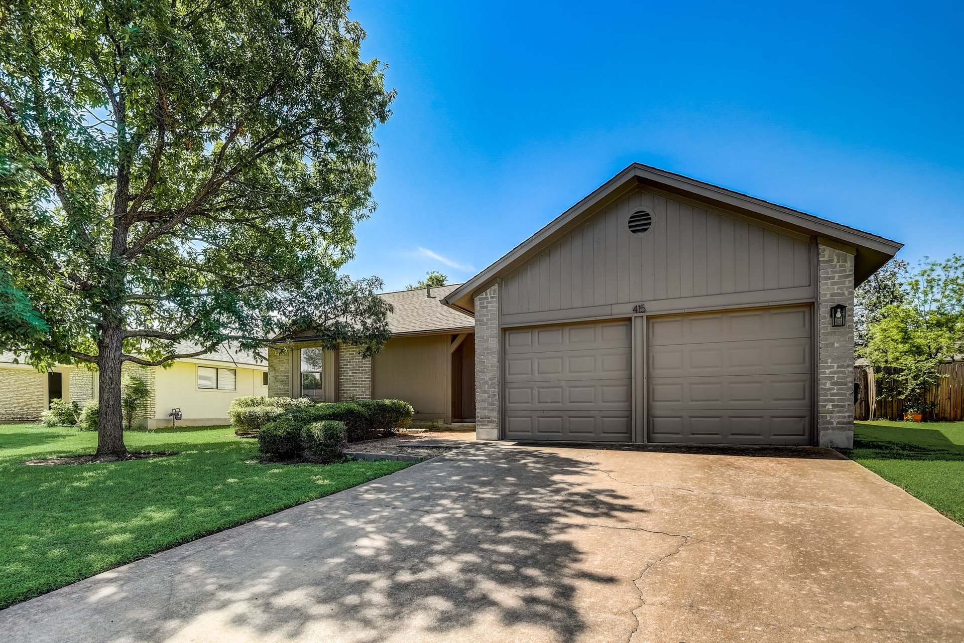 Transform this 1-Story Brushy Creek Home w/ a New Roof into Your Dream Oasis!
