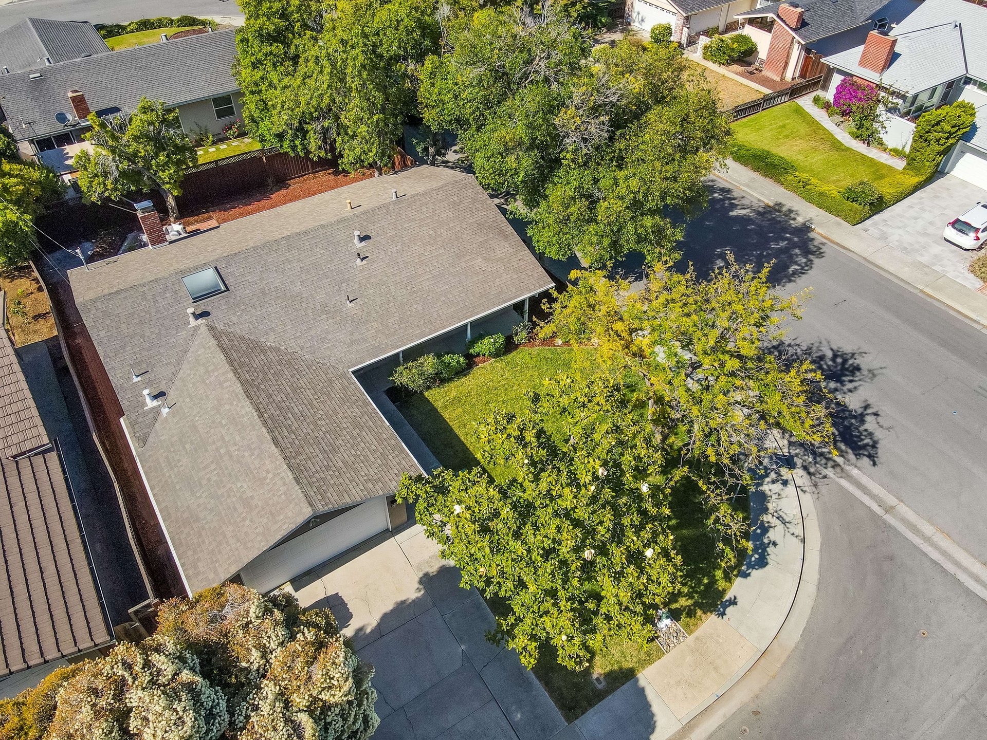 1025 Thistle Court
