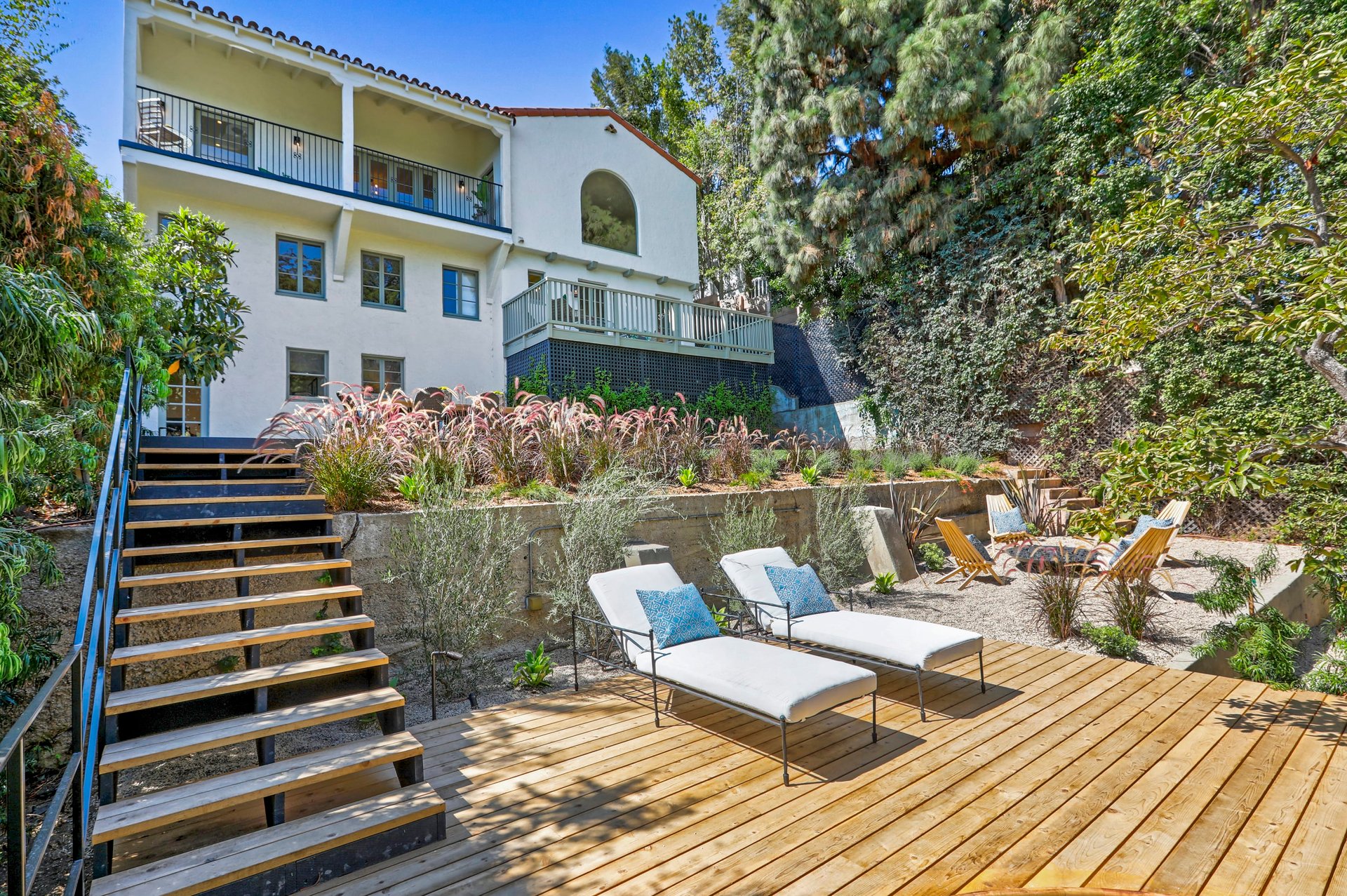  2314 Moreno Dr