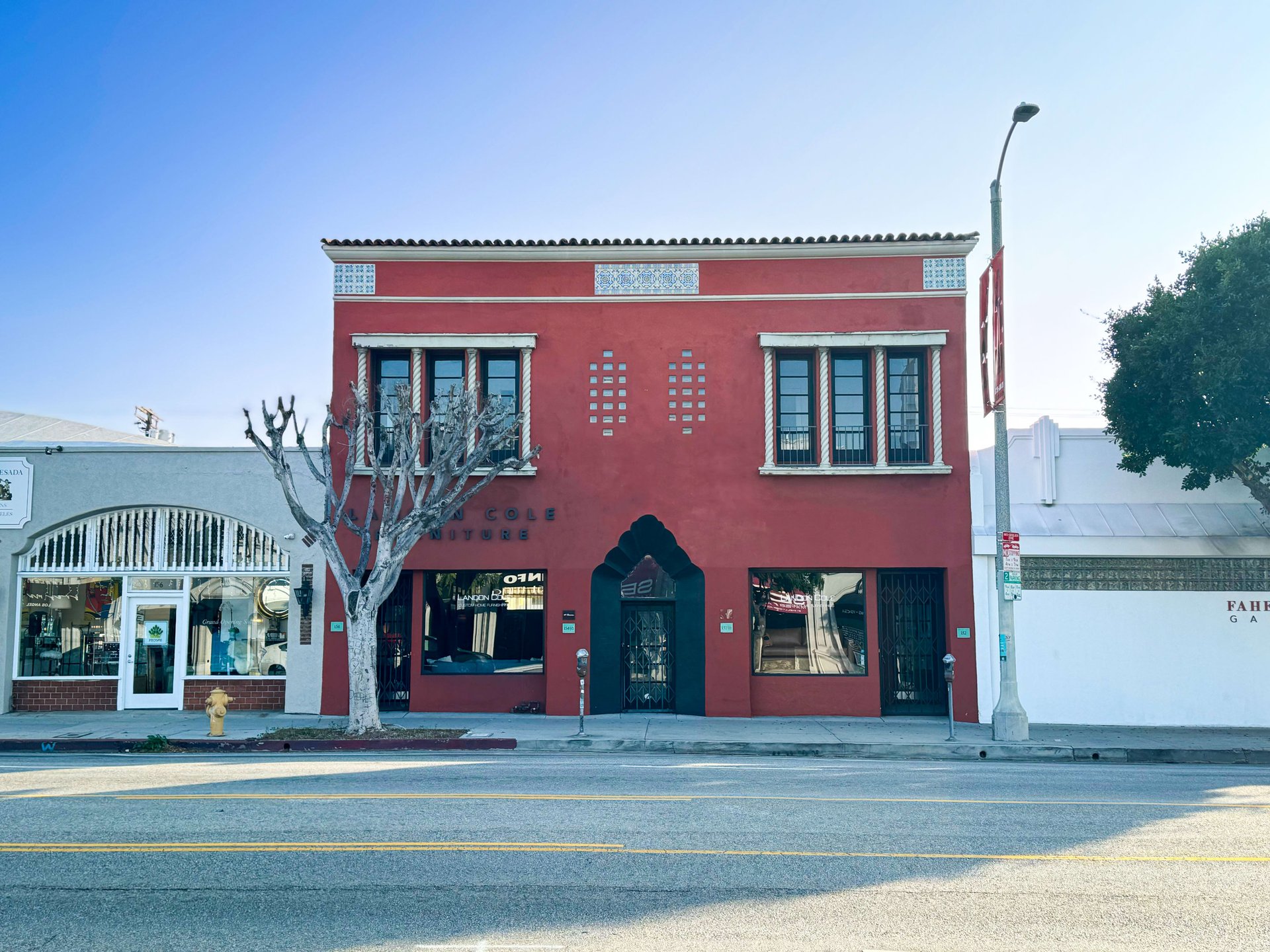 154.5 N La Brea